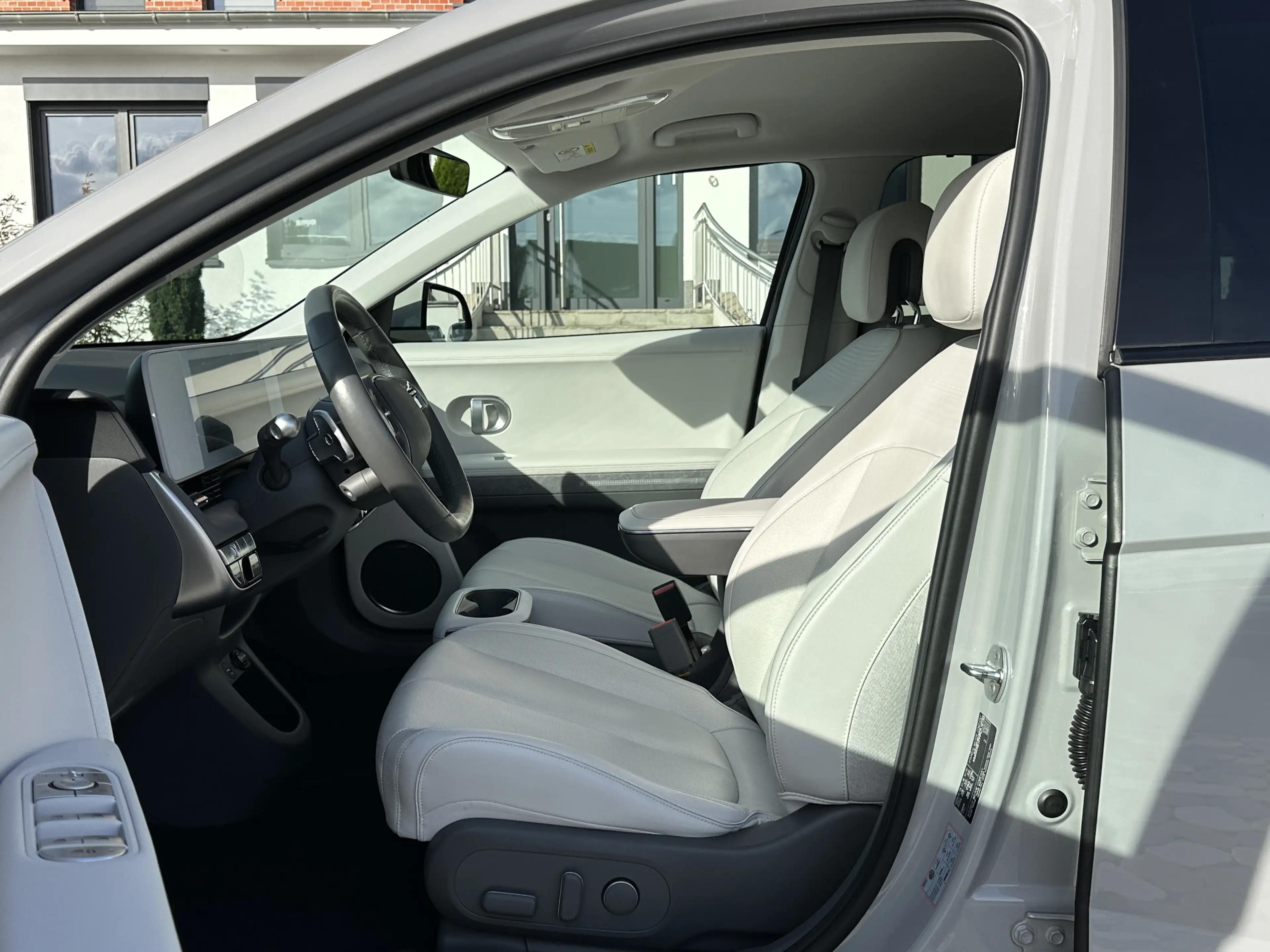 Hyundai IONIQ 5 Uniq 4WD PIXEL HUD BOSE 4xSHZ 360° 77,4KWh — photo 13
