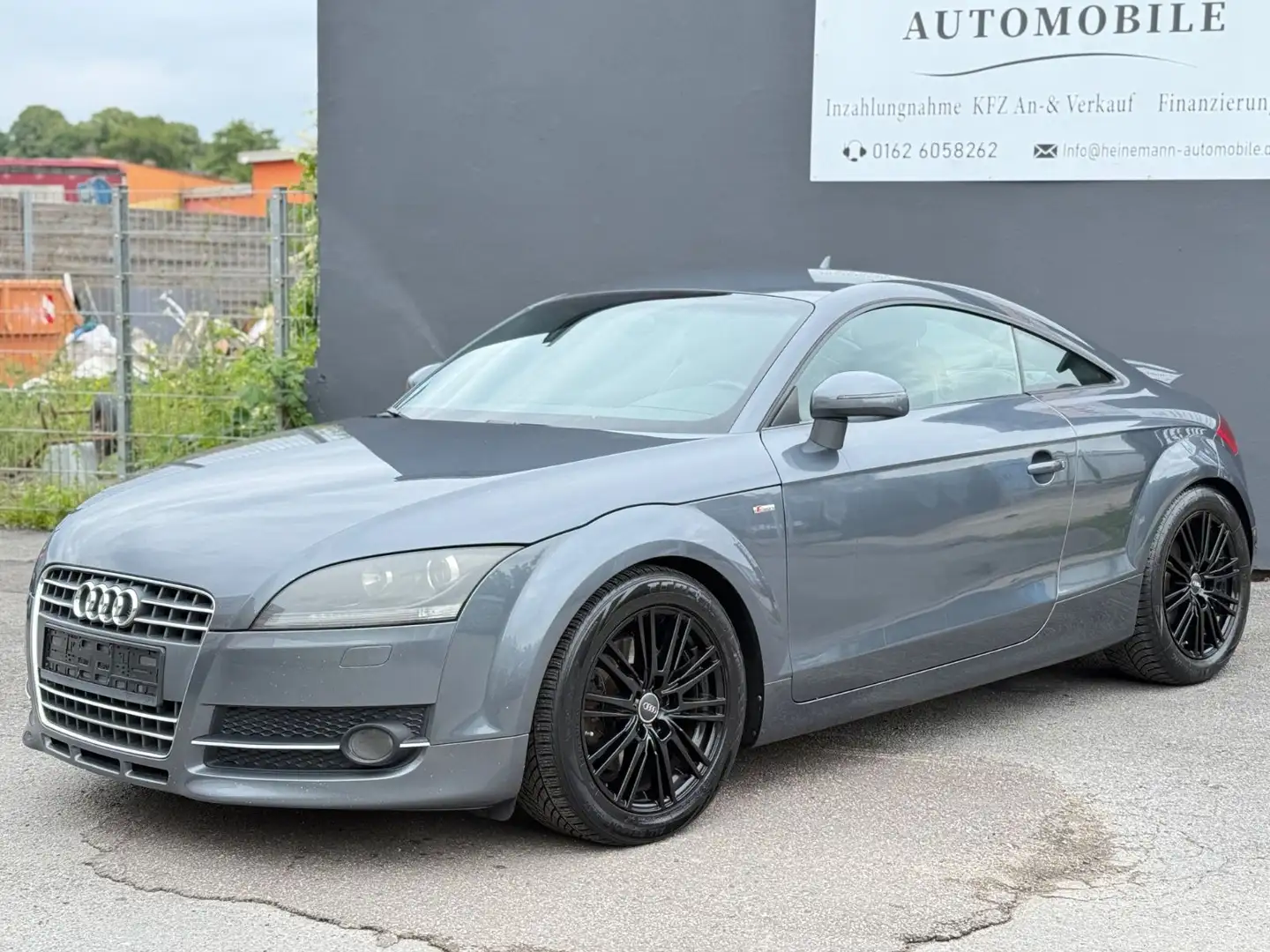 Audi TT Coupe 2.0 TFSI *TTS OPTIK*NAVI*LEDER*17-ZOLL* Grau - 2