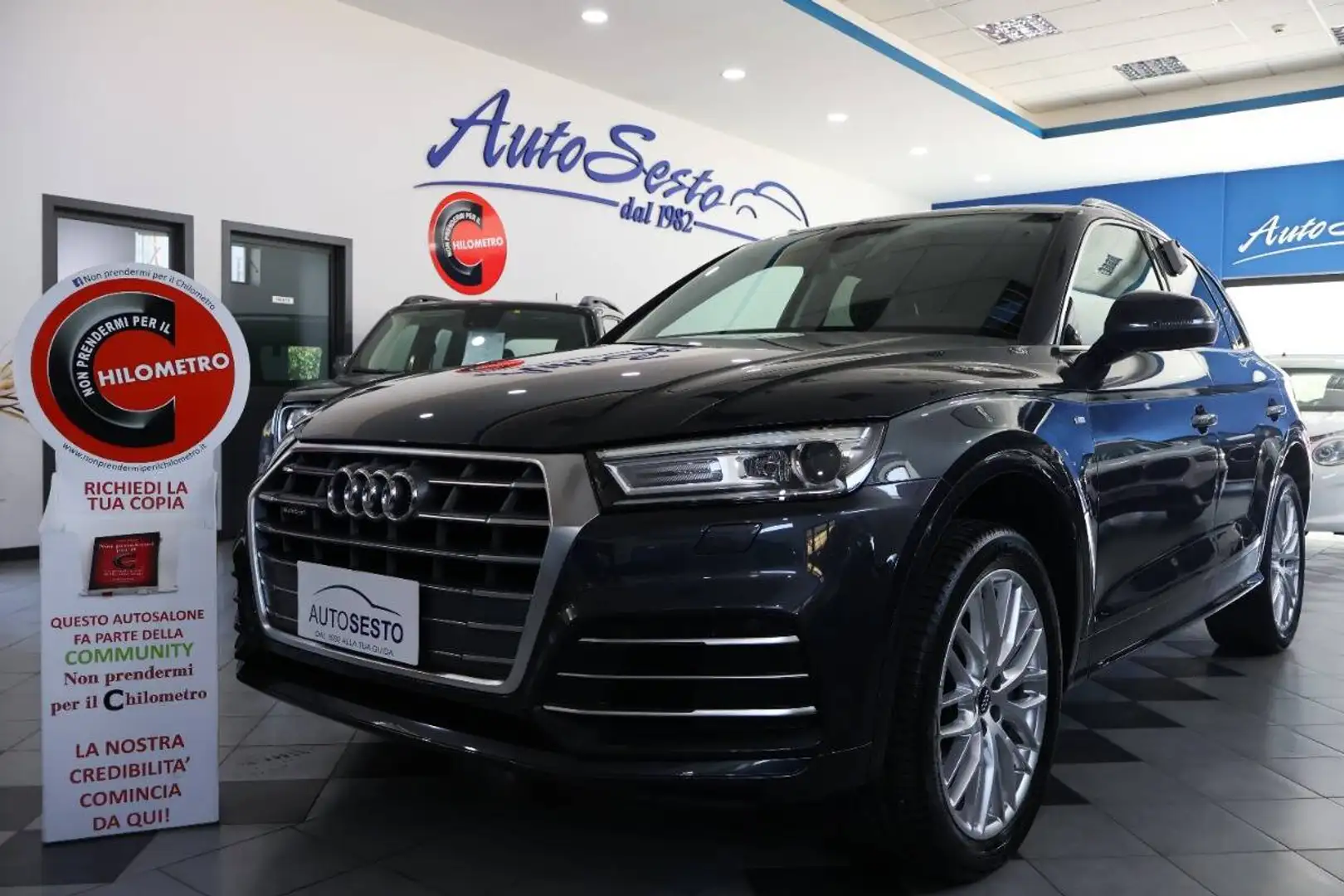 Audi Q5 35 2.0 tdi S line Plus quattro 163cv s-tronic Grigio - 2
