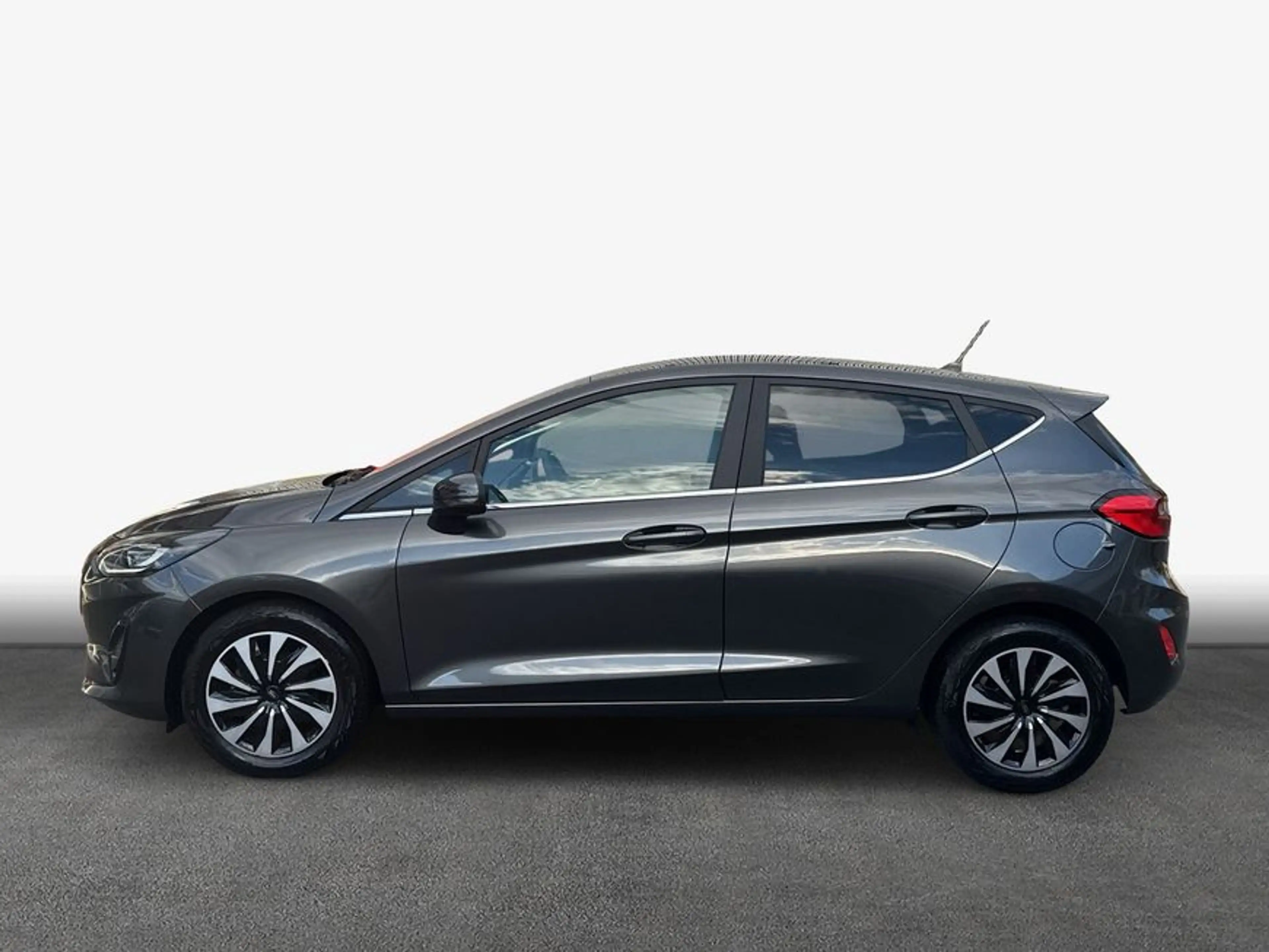 Ford Fiesta 1.0 EcoBoost Hybrid S&S TITANIUM Winterpake — photo 4