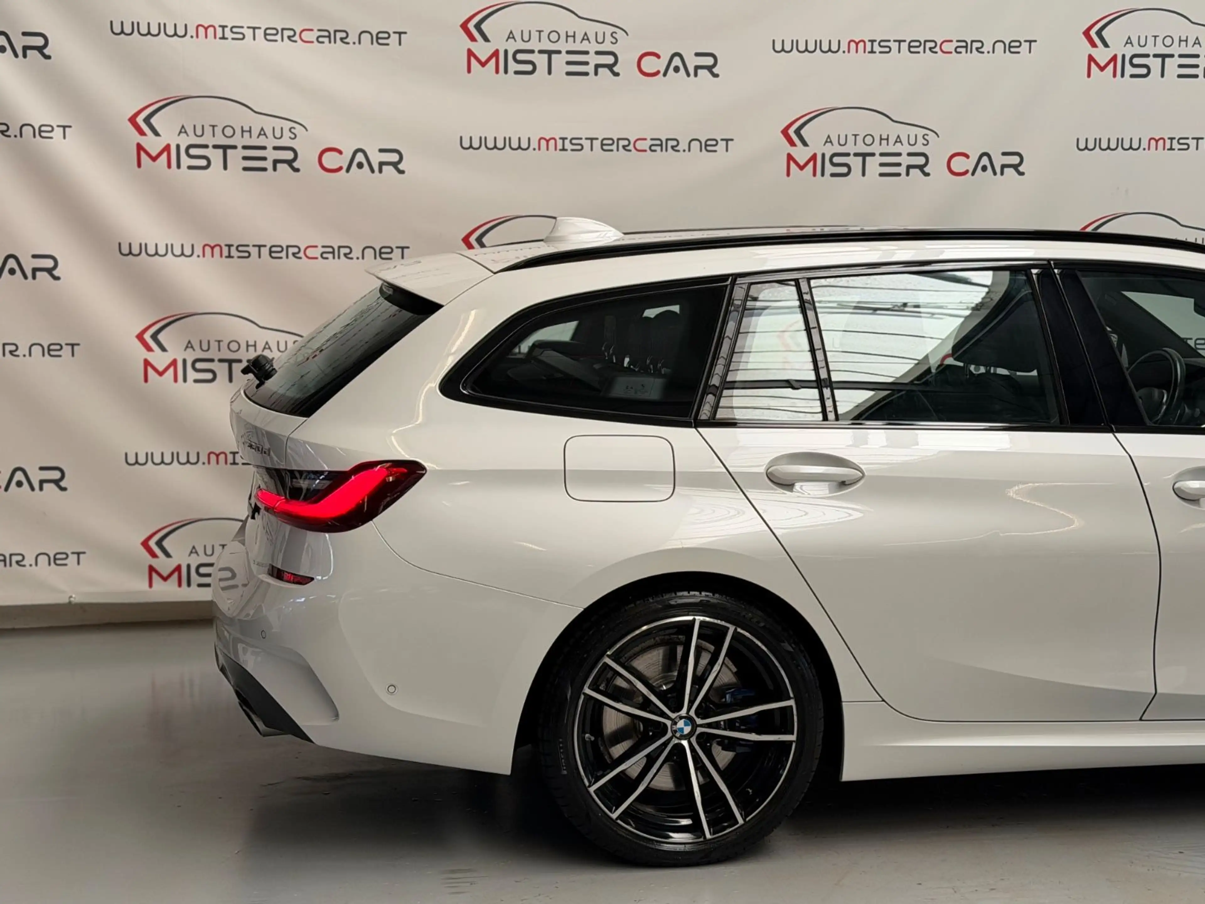 BMW 330 d xDrive M Sport LIVE/LED/NAVI/M BREMSE/19ALU — photo 6
