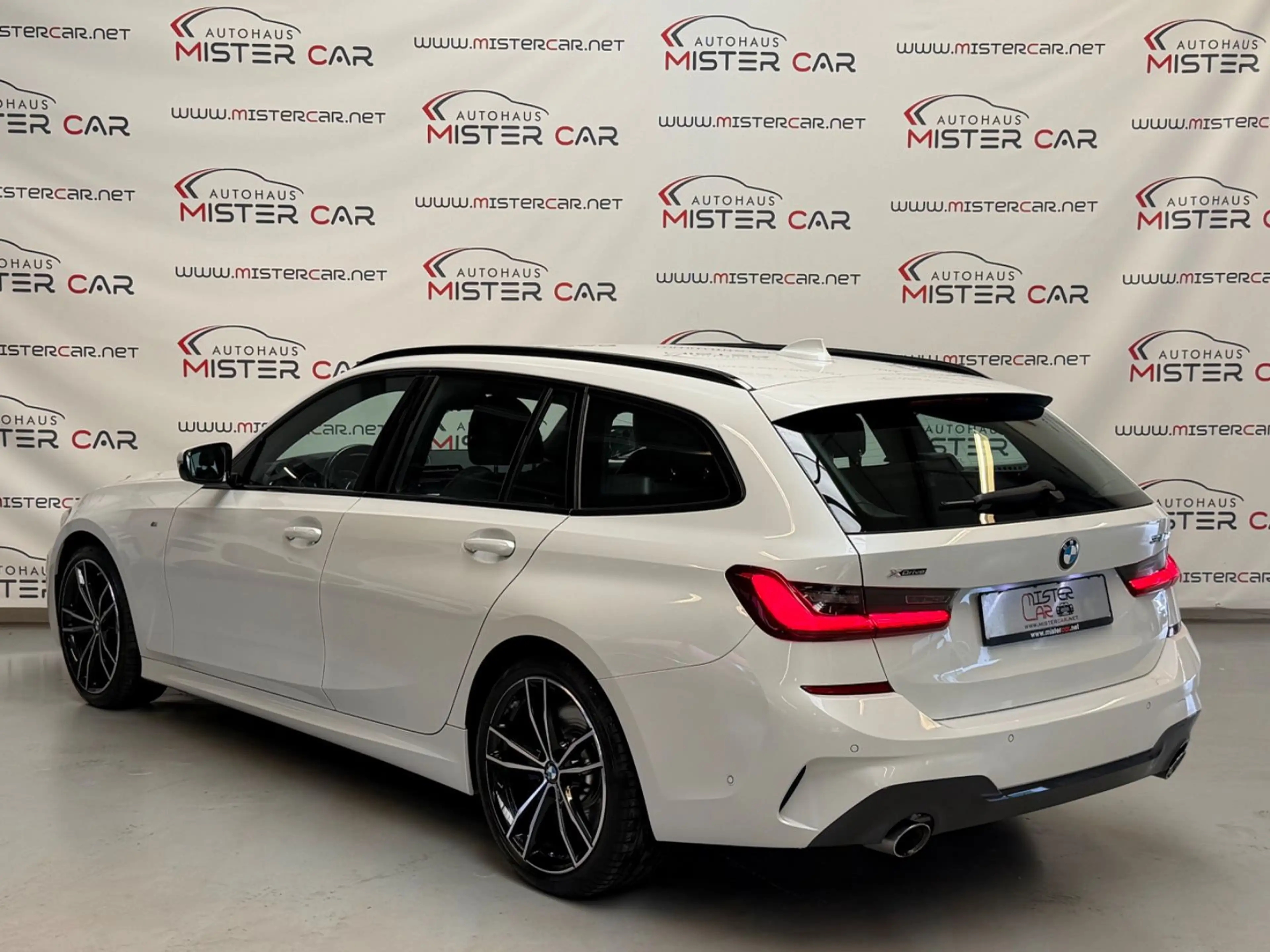 BMW 330 d xDrive M Sport LIVE/LED/NAVI/M BREMSE/19ALU — photo 3