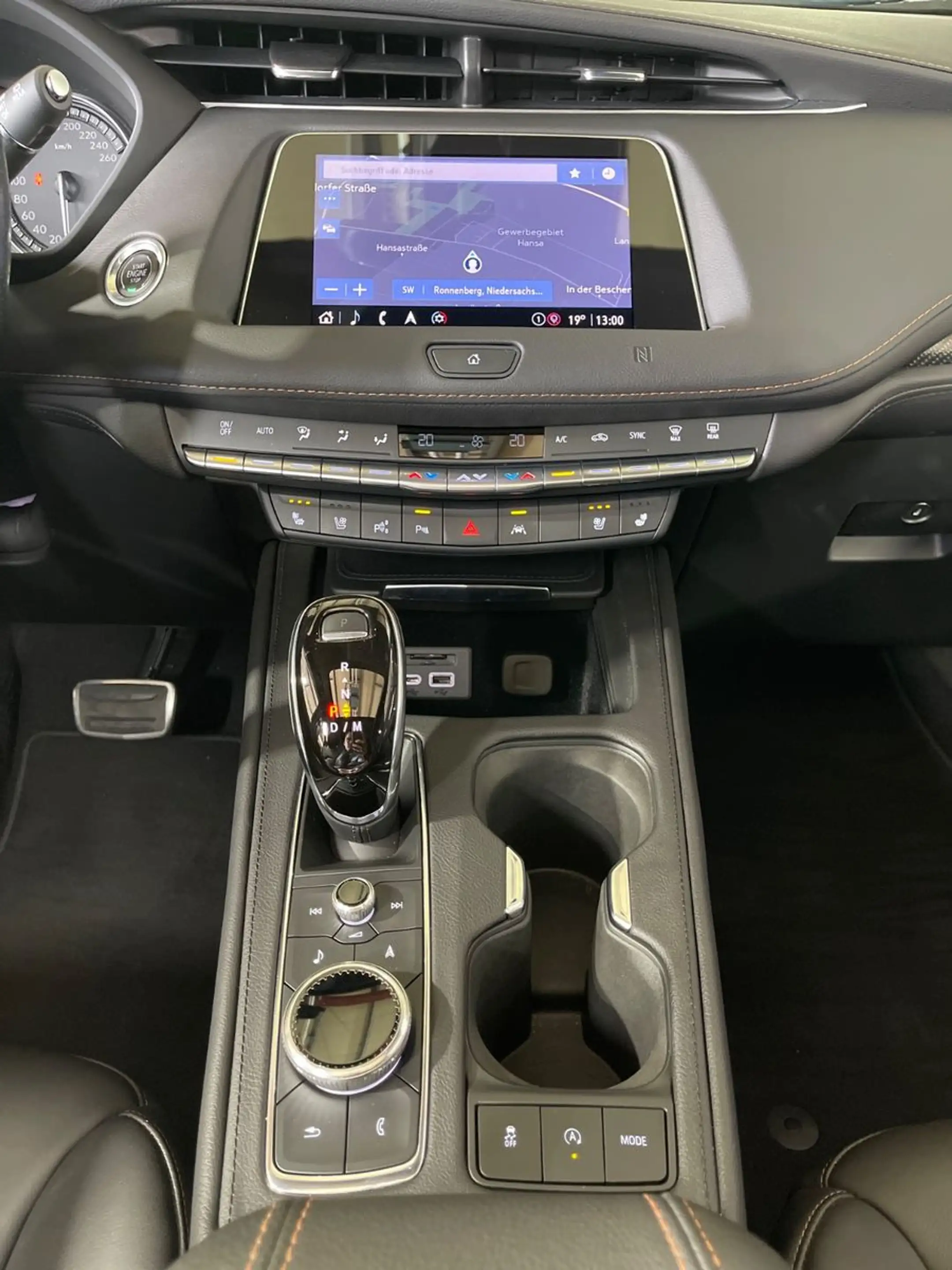 Cadillac XT4 PREMIUM LUXURY AWD+BOSE+360°+LEDER+GARANTIE — photo 29