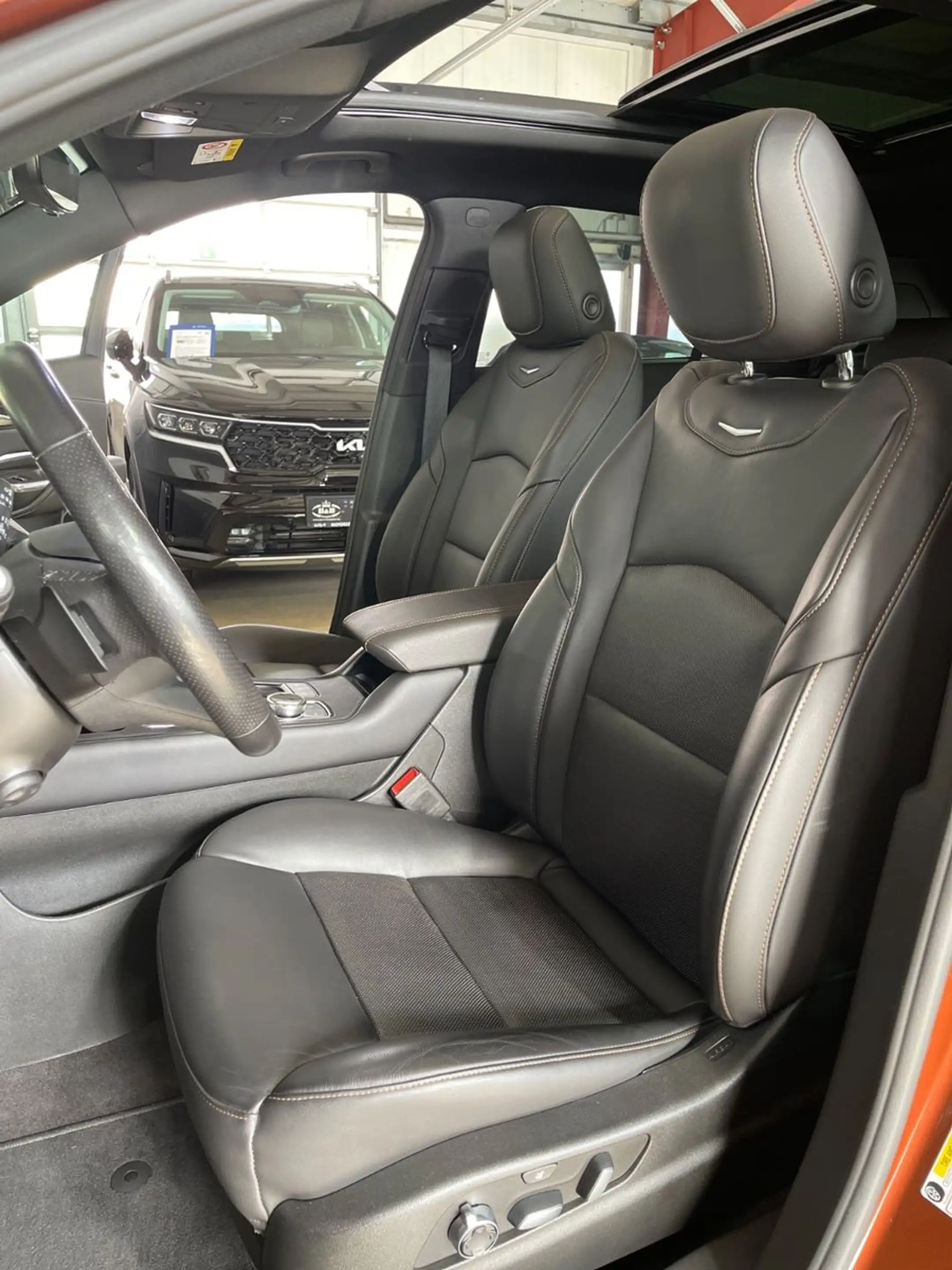 Cadillac XT4 PREMIUM LUXURY AWD+BOSE+360°+LEDER+GARANTIE — photo 23