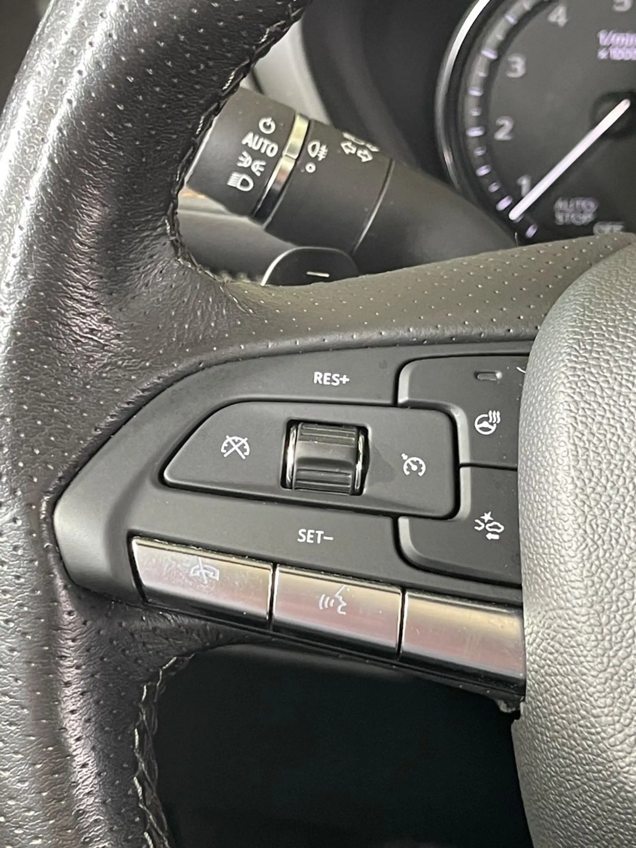 Cadillac XT4 PREMIUM LUXURY AWD+BOSE+360°+LEDER+GARANTIE — photo 33