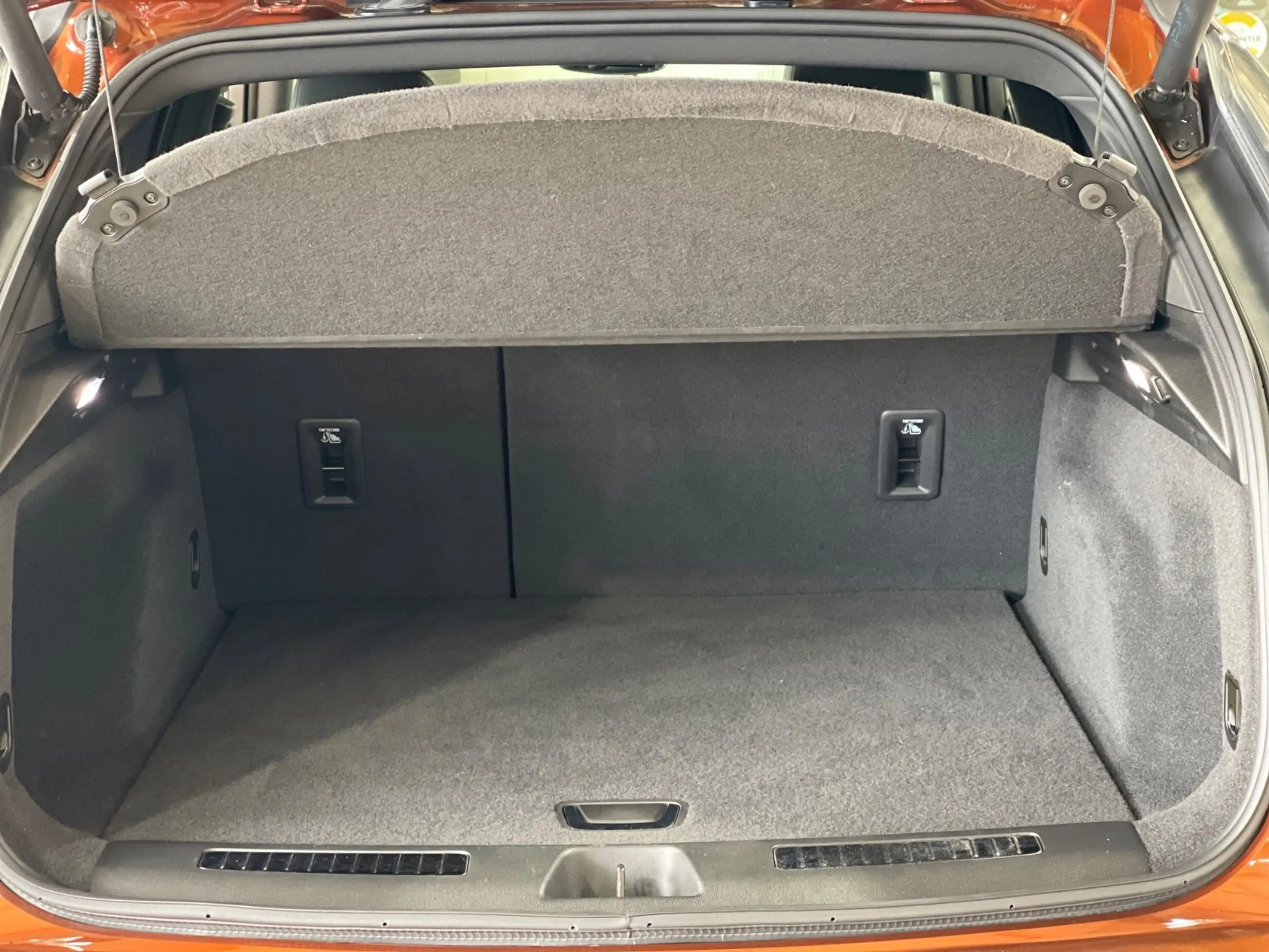 Cadillac XT4 PREMIUM LUXURY AWD+BOSE+360°+LEDER+GARANTIE — photo 14