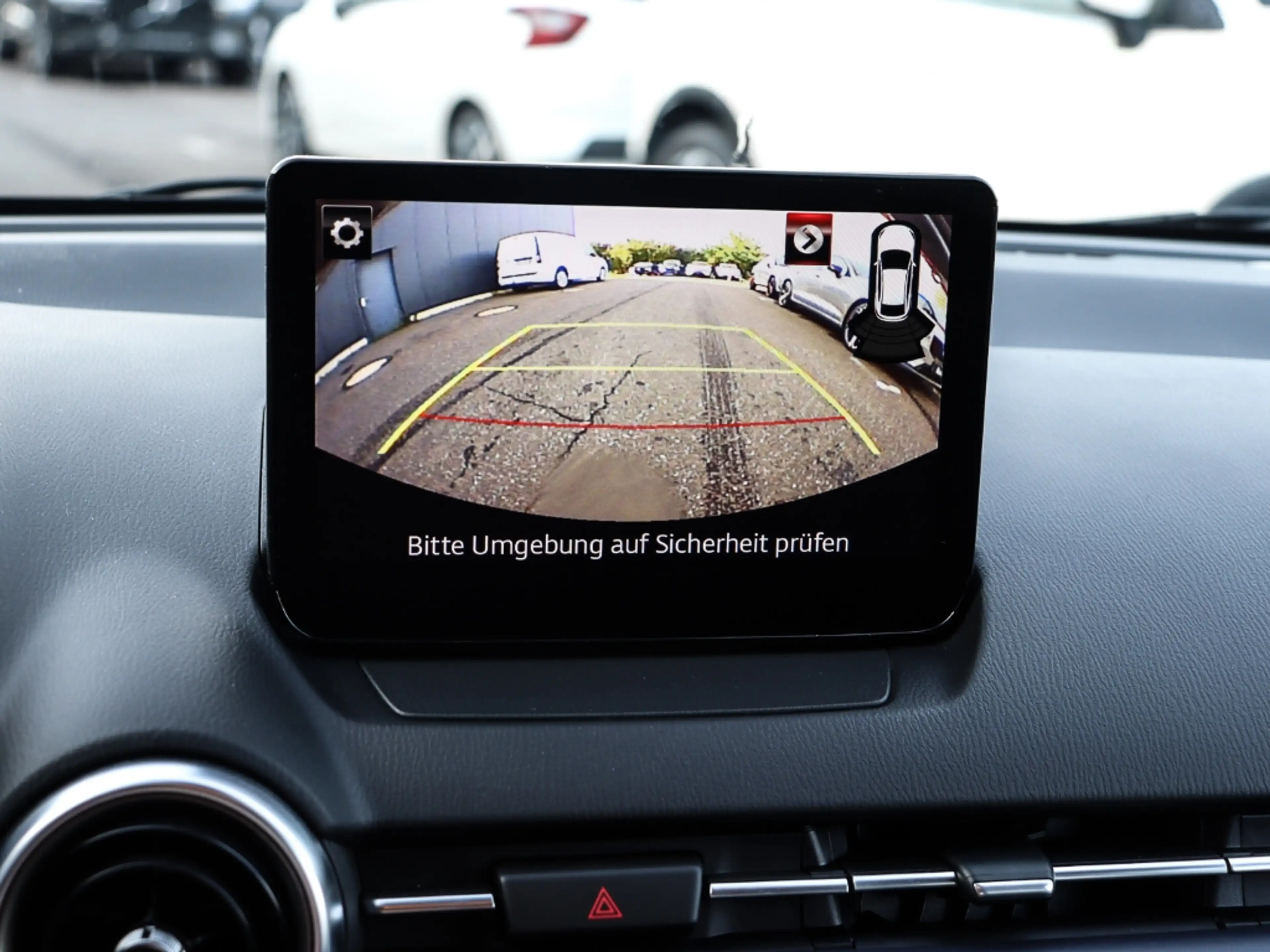 Mazda 2 SKYACTIV-G 90 M Hybrid 6GS SPORTS-Line TECHNIK-Pak — photo 11