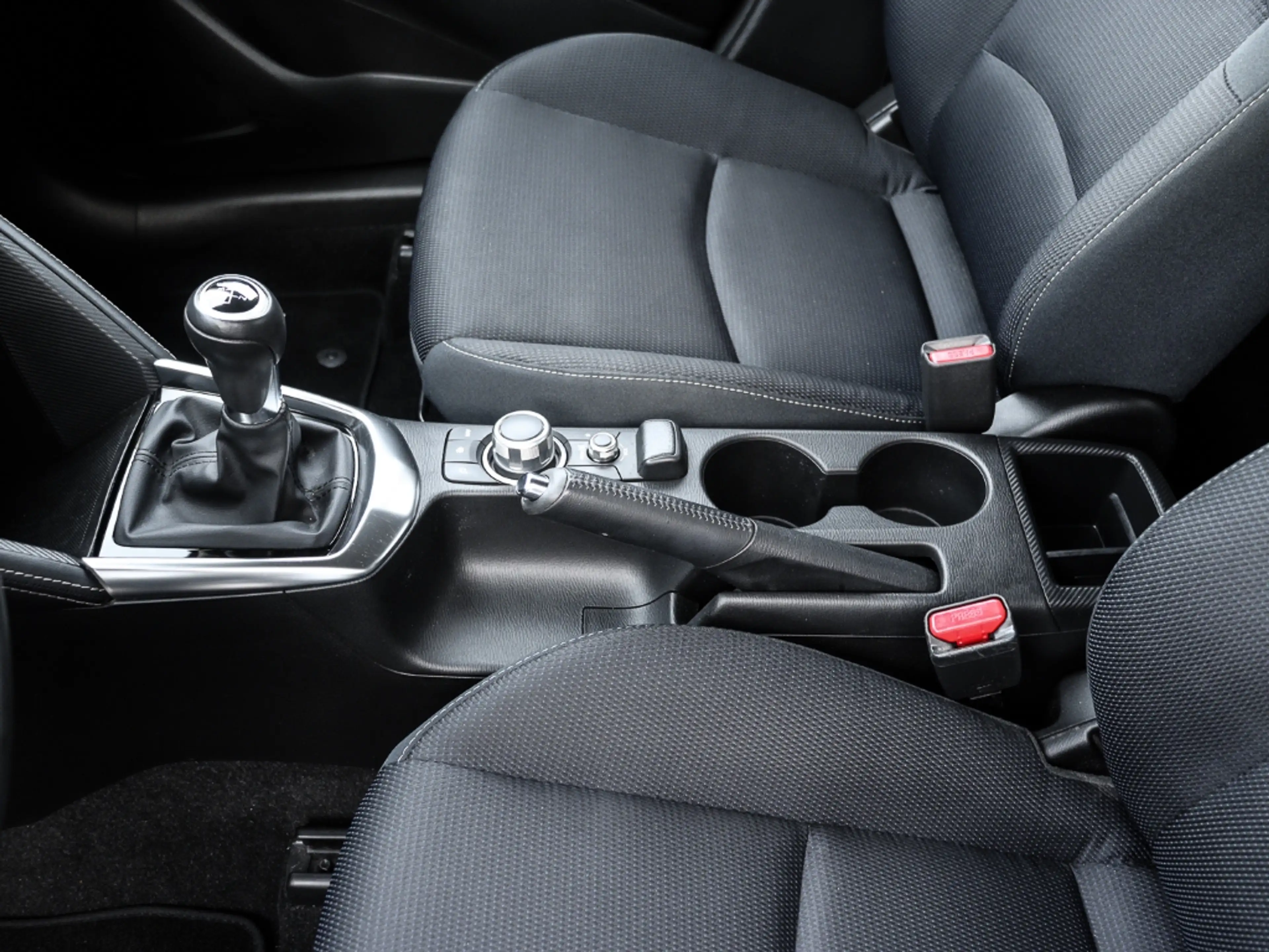 Mazda 2 SKYACTIV-G 90 M Hybrid 6GS SPORTS-Line TECHNIK-Pak — photo 15