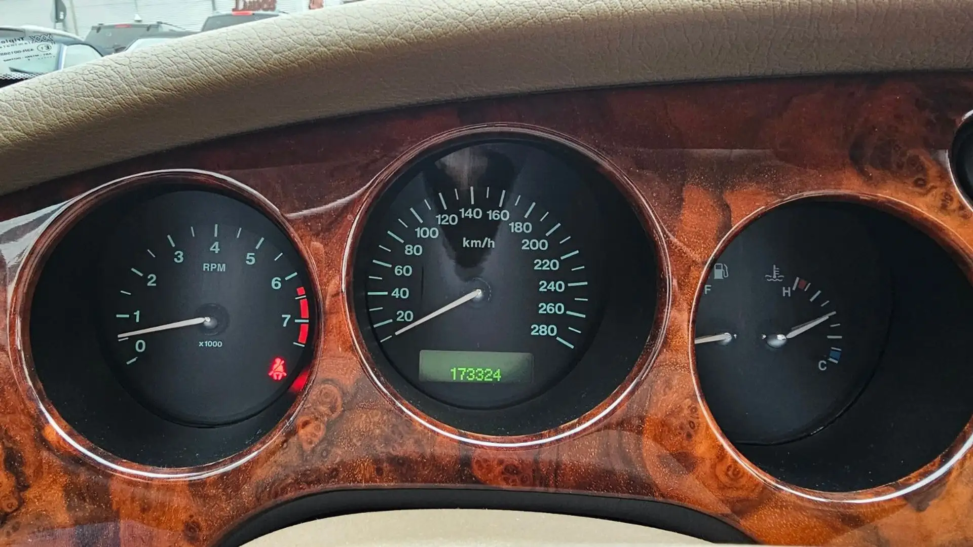 Jaguar XK 8 Vollleder Klima Shzg MFL Ohne Rost Verde - 2