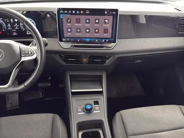 Volkswagen Tiguan view 10