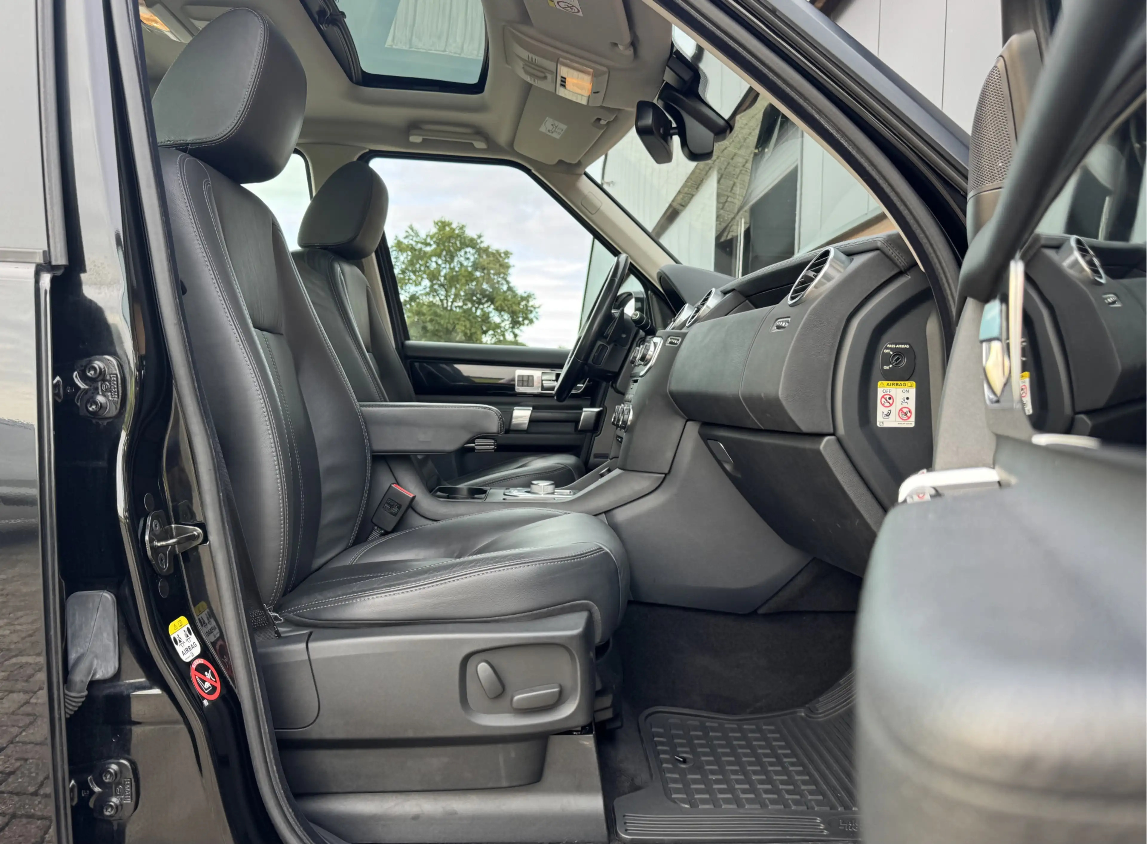 Land Rover Discovery 3.0 SDV6 HSE 7P. | NL-AUTO! | TREKHAAK! — photo 35