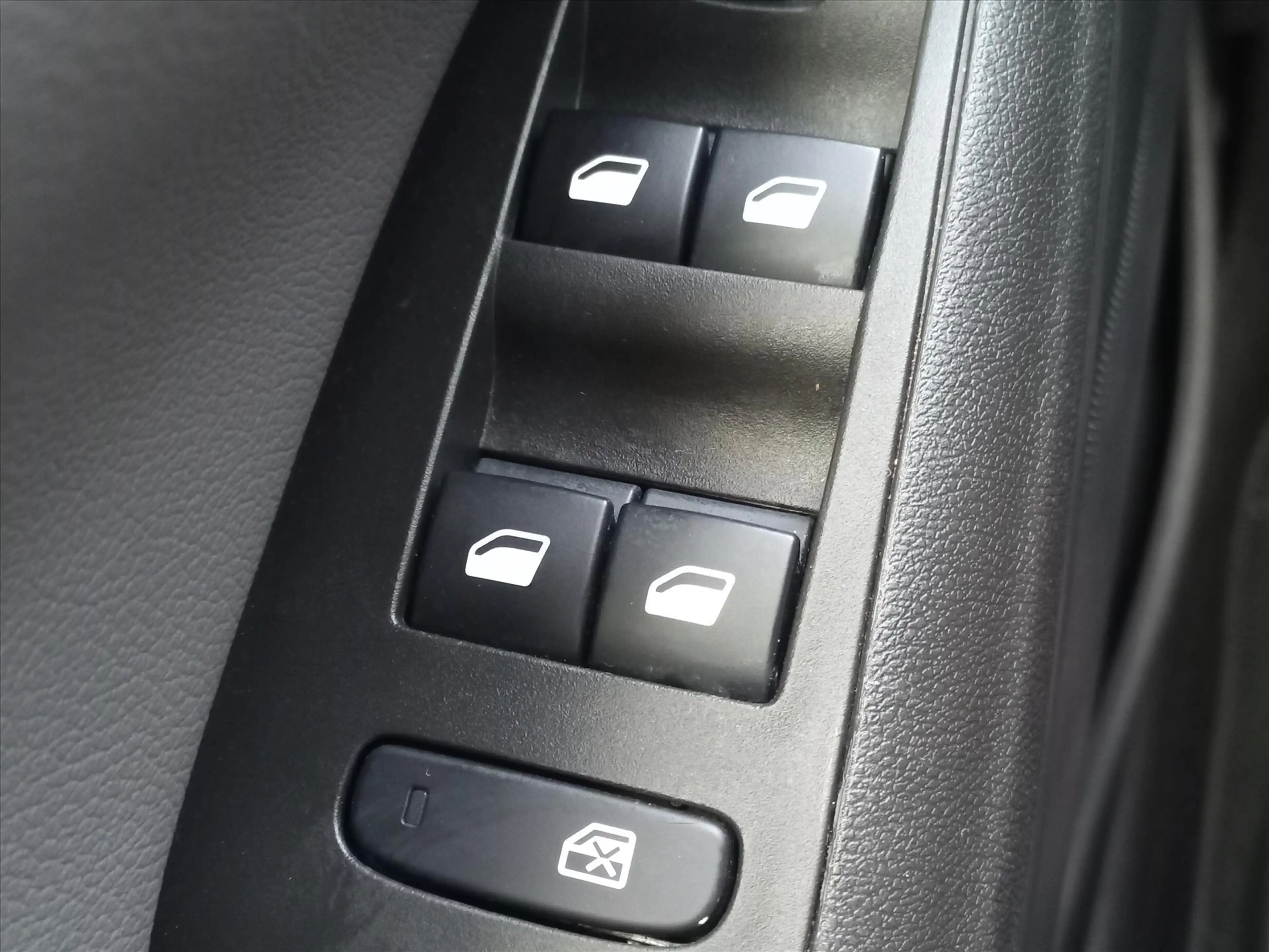 Opel Crossland X 1.2T 110pk Innovation | Navigatie by app | Lm-velg — photo 19