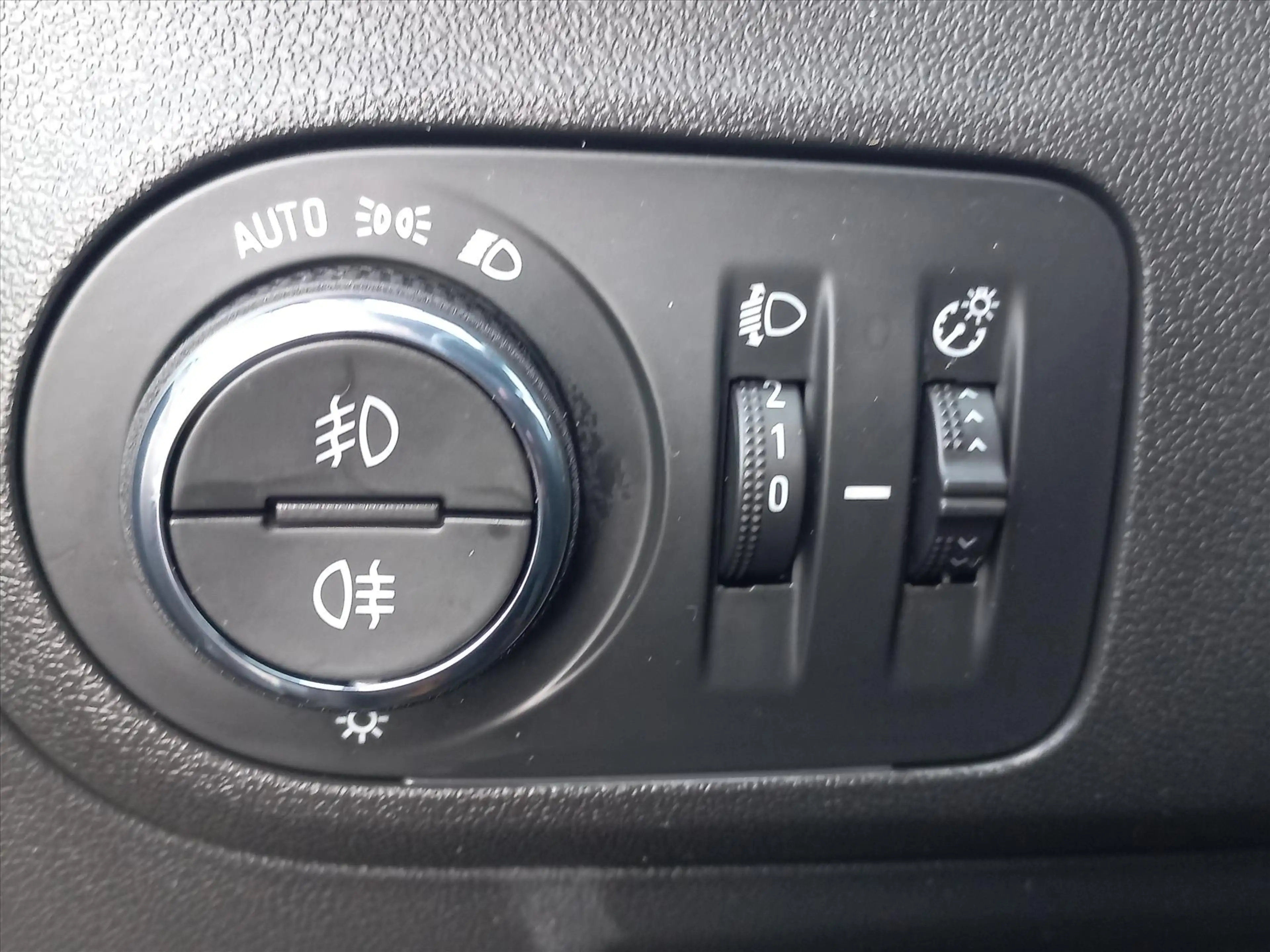 Opel Crossland X 1.2T 110pk Innovation | Navigatie by app | Lm-velg — photo 20