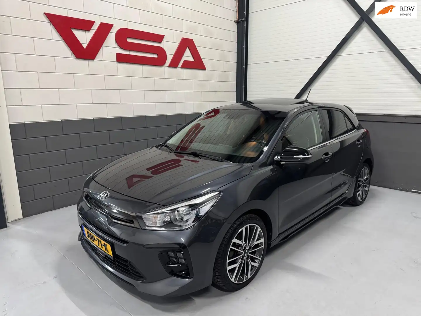 Kia Rio 1.0 TGDI GT-Line|6bak|120PK|Pano|Trekhaak|4-seizoe Grijs - 1