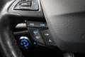 Ford Focus Wagon 1.0 - A/C Climate - Navi - Cruise - € 9.750, Zwart - thumbnail 8