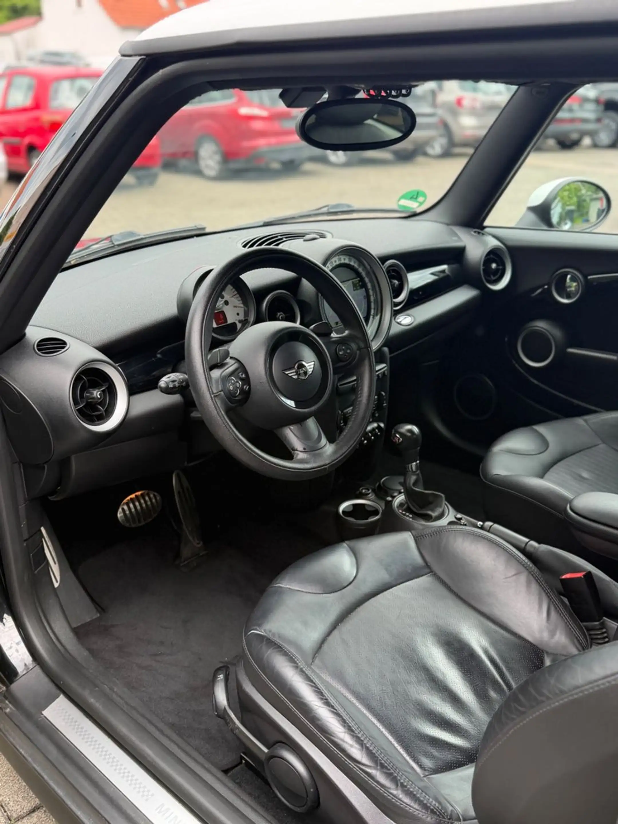 MINI Cooper S /NAVI/XENON/KLIMA/NAVI/SHZ — photo 8