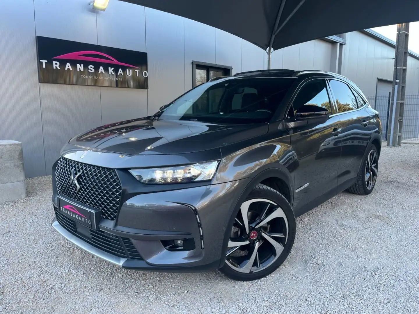 DS Automobiles DS 7 Crossback DS7 BlueHDi 180 EAT8 Performance Line%2B / Suivi Complet / Toit Ouvrant / Hayon Electrique / Night Vision / Détecteur - 1