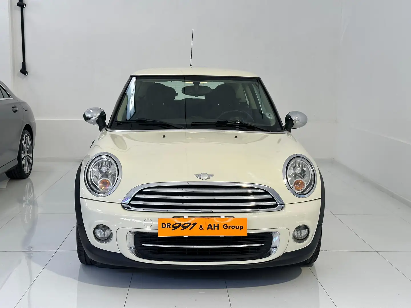 MINI One Mini III R56 1.6 NEOPATENTATI Bianco - 2