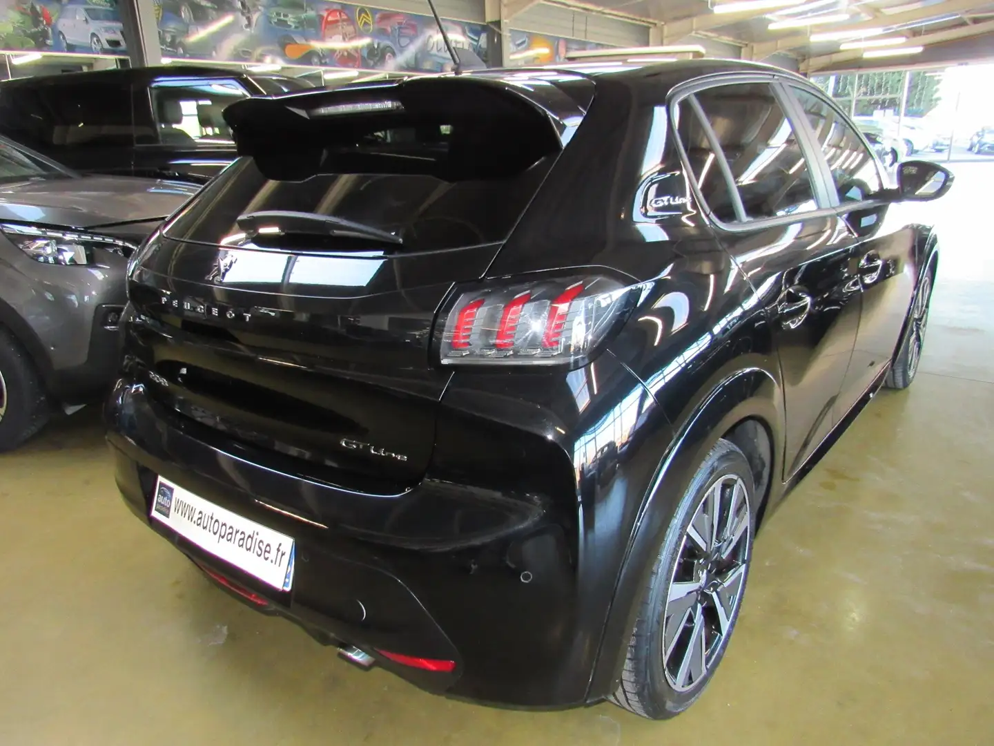 Peugeot iOn 1.2 100 GT LINE EAT8 + OPTIONS Schwarz - 2