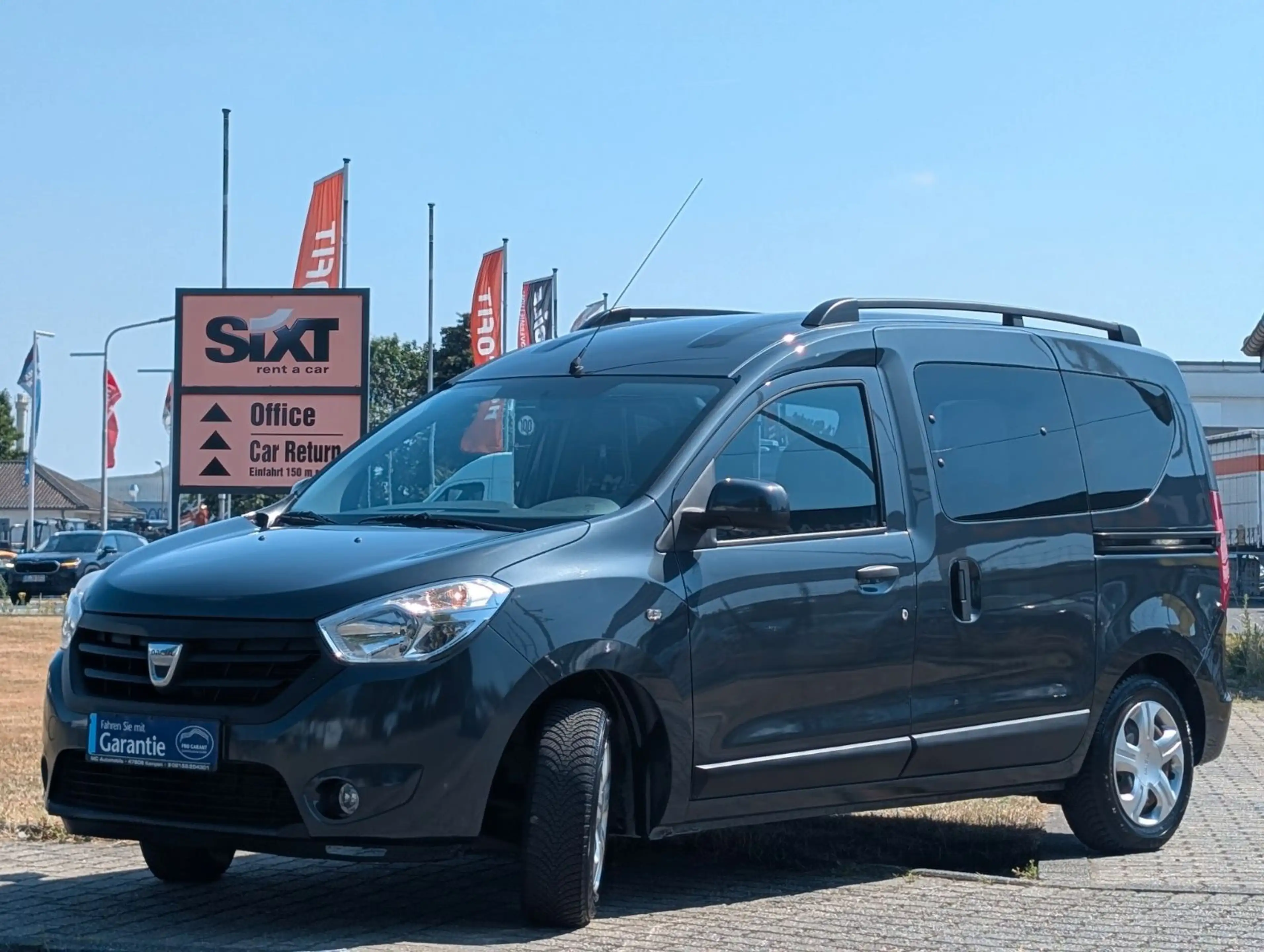 Dacia Dokker Laureate*KLIMA*AHK*PDC*NAVI*USB*SHZ !! — photo 5
