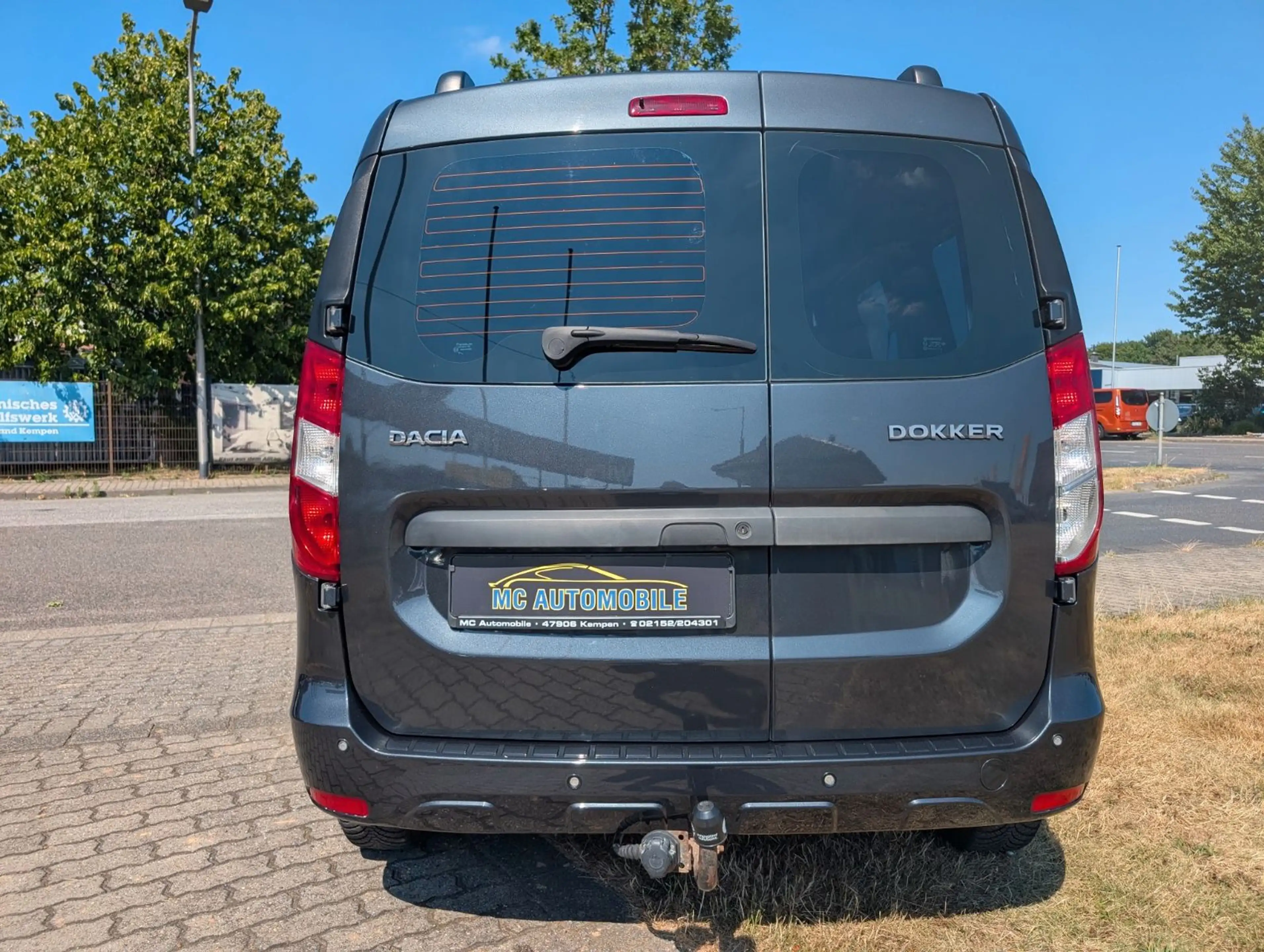 Dacia Dokker Laureate*KLIMA*AHK*PDC*NAVI*USB*SHZ !! — photo 10