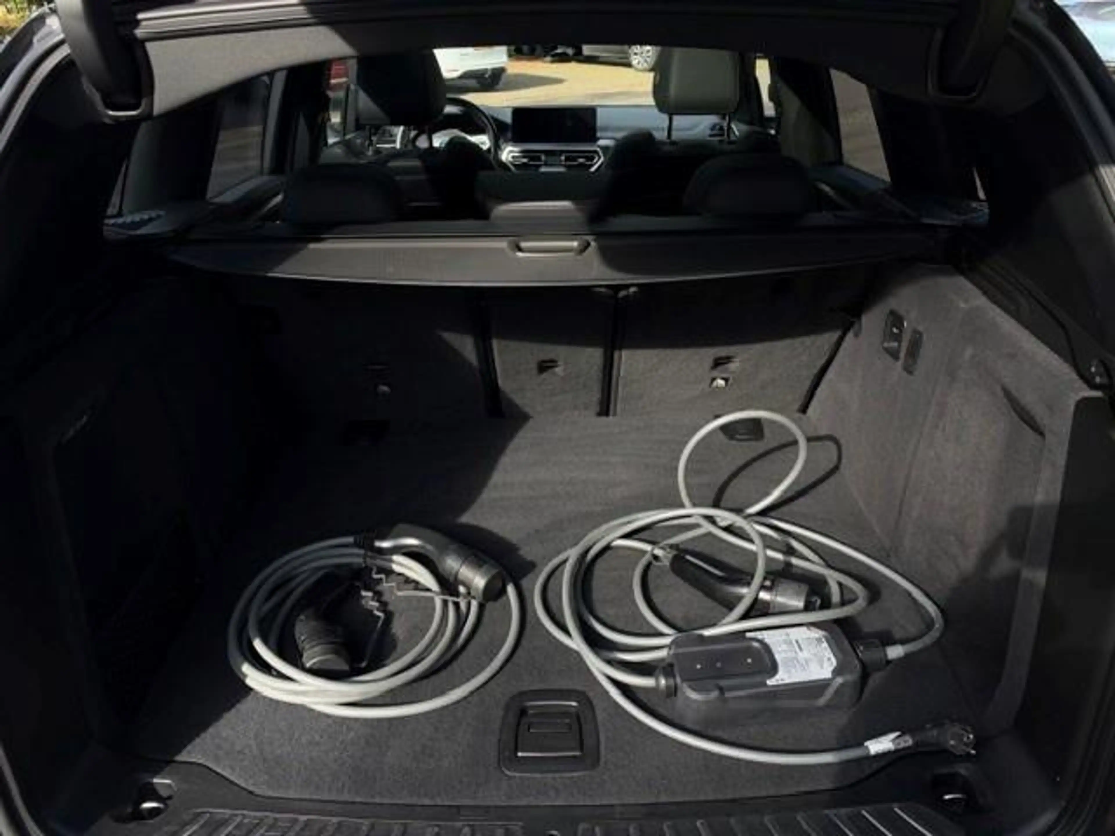 BMW iX3 High Executive — photo 19