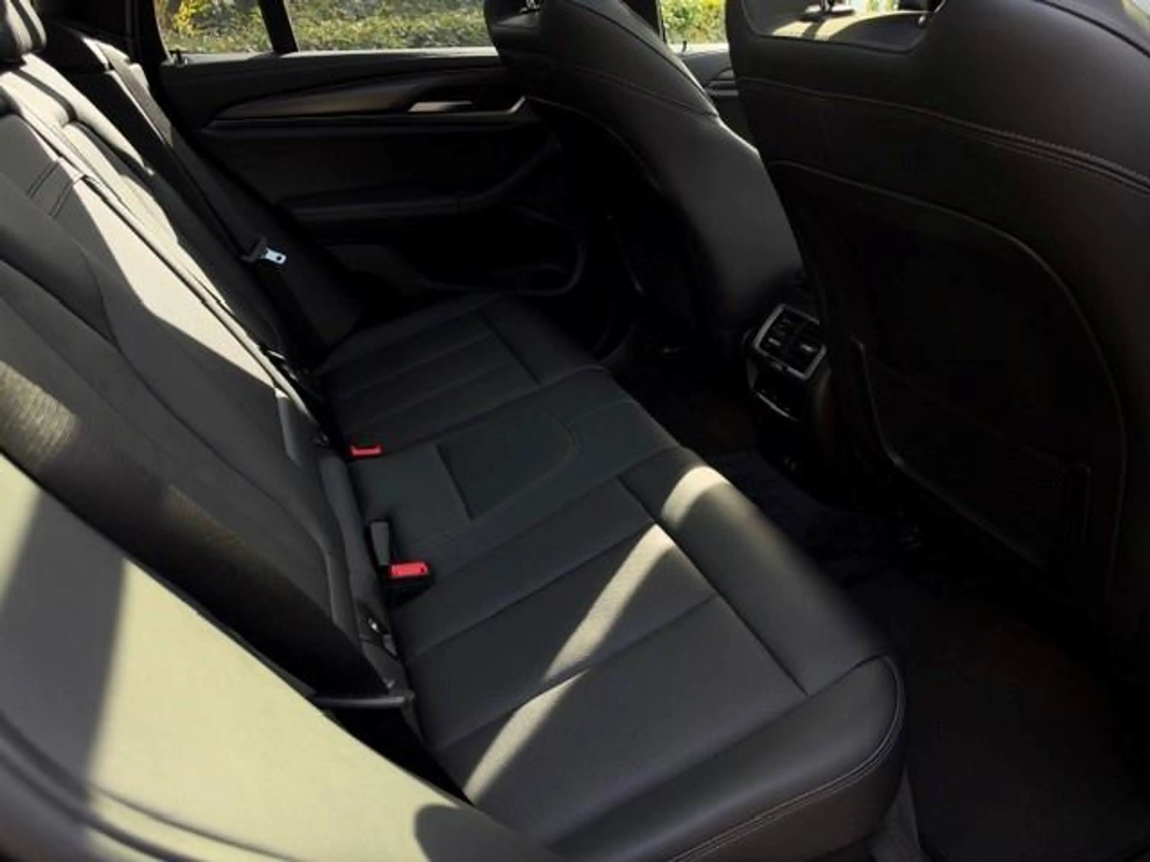 BMW iX3 High Executive — photo 18