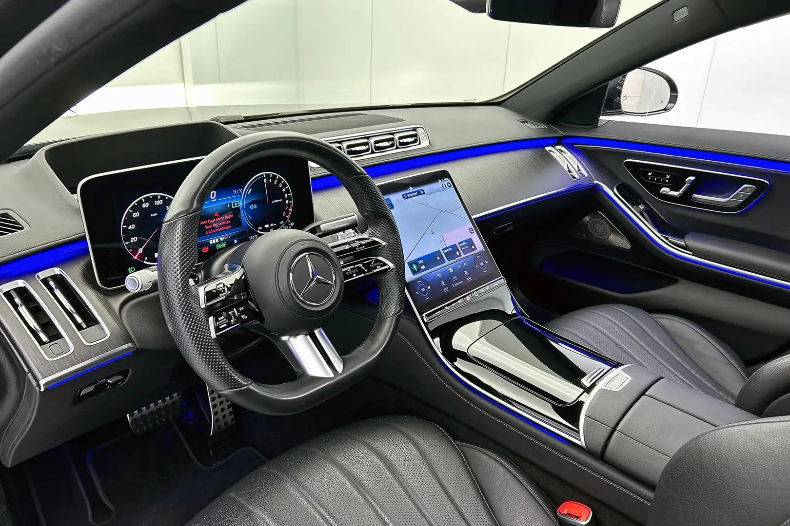 Mercedes-Benz S 580 e Lang AMG Line BTW, Chauffeur, Pano, Premium Grau - 2