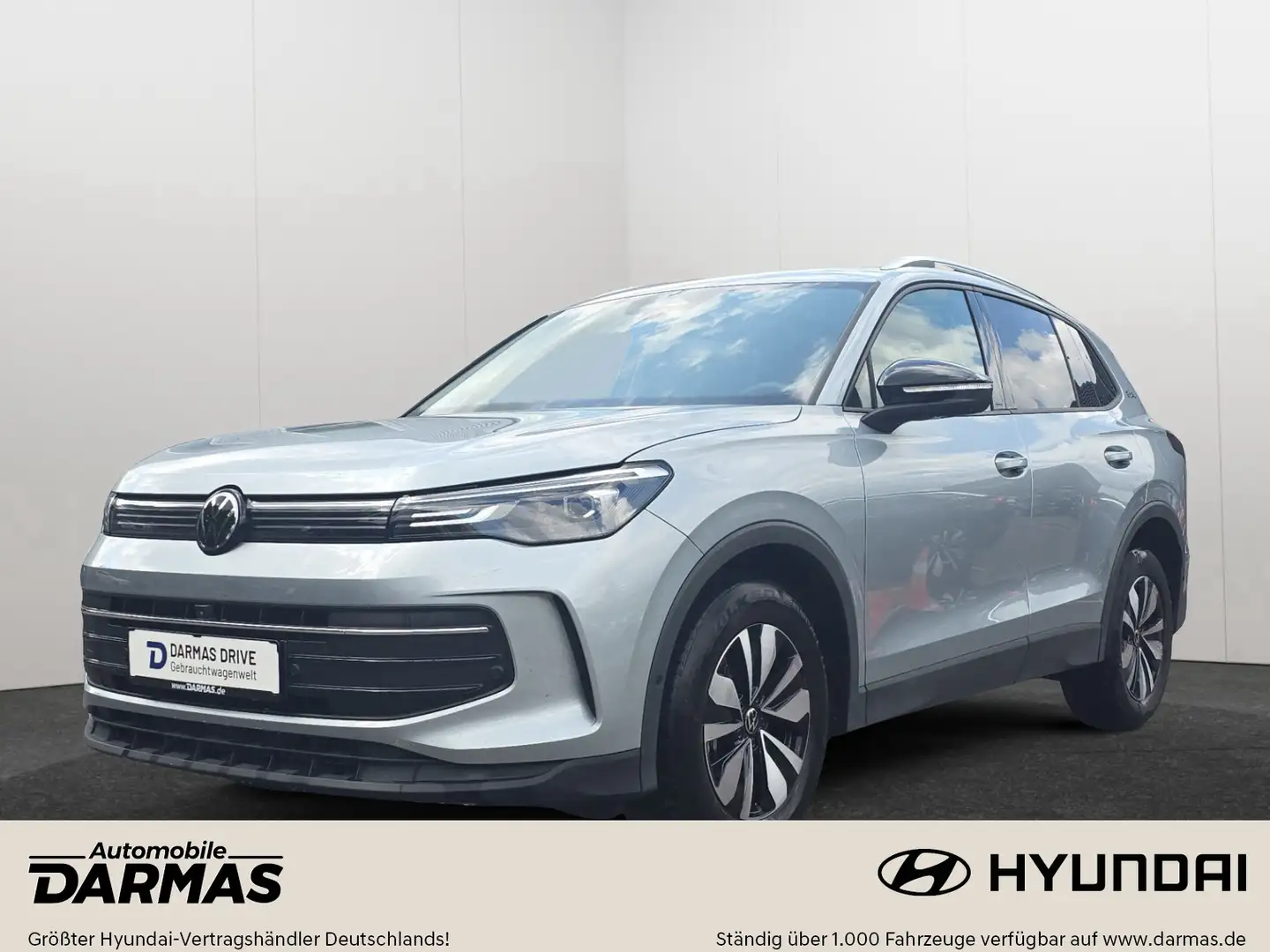 Volkswagen Tiguan Tiguan Goal 2.0 TDI DSG Navi LED PanoD AHK TOP - 1