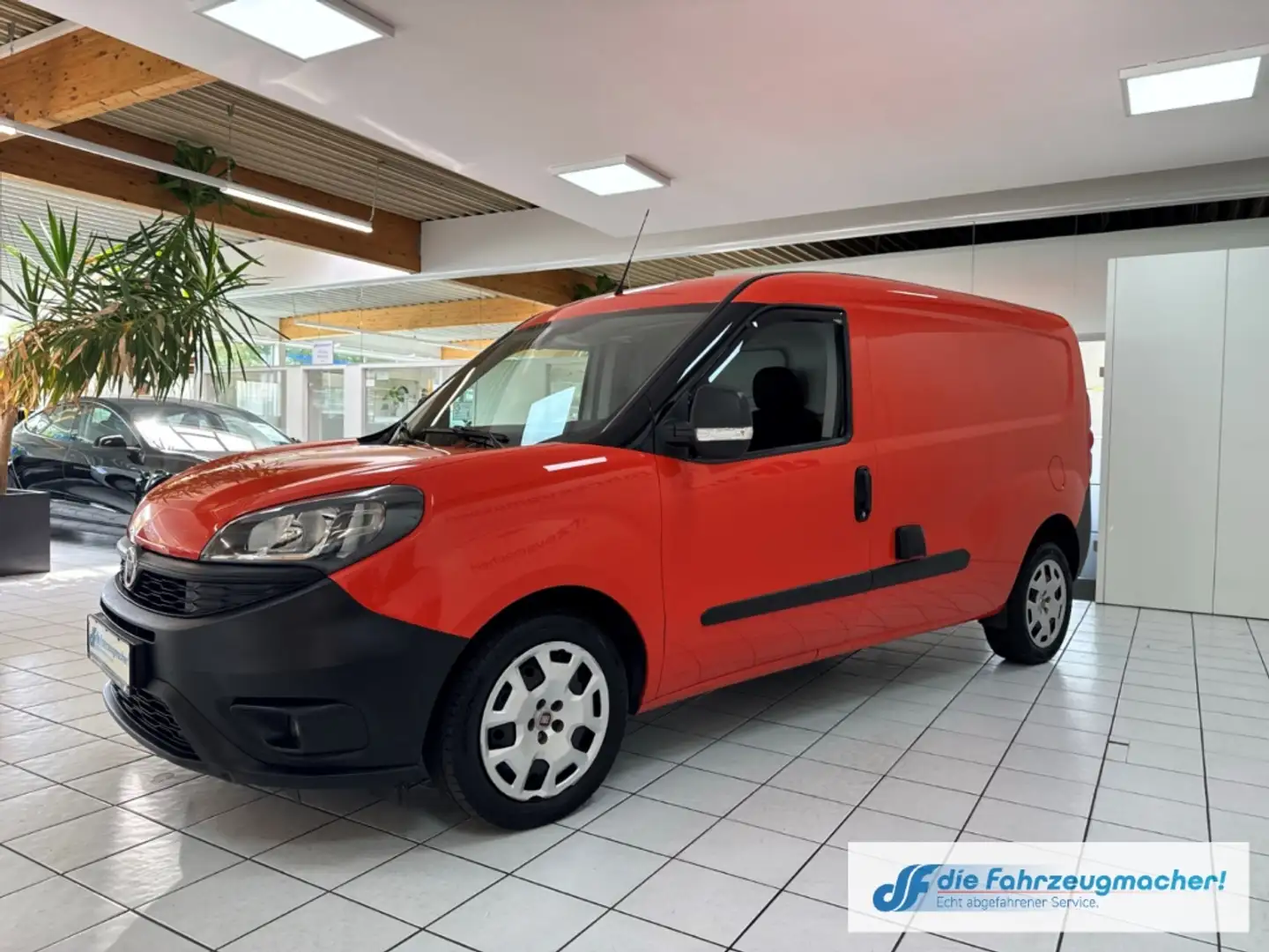 Fiat Doblo SX Maxi Kasten 1.6 Multijet EU6d DAB Rückfahrkam. Oranžová - 2