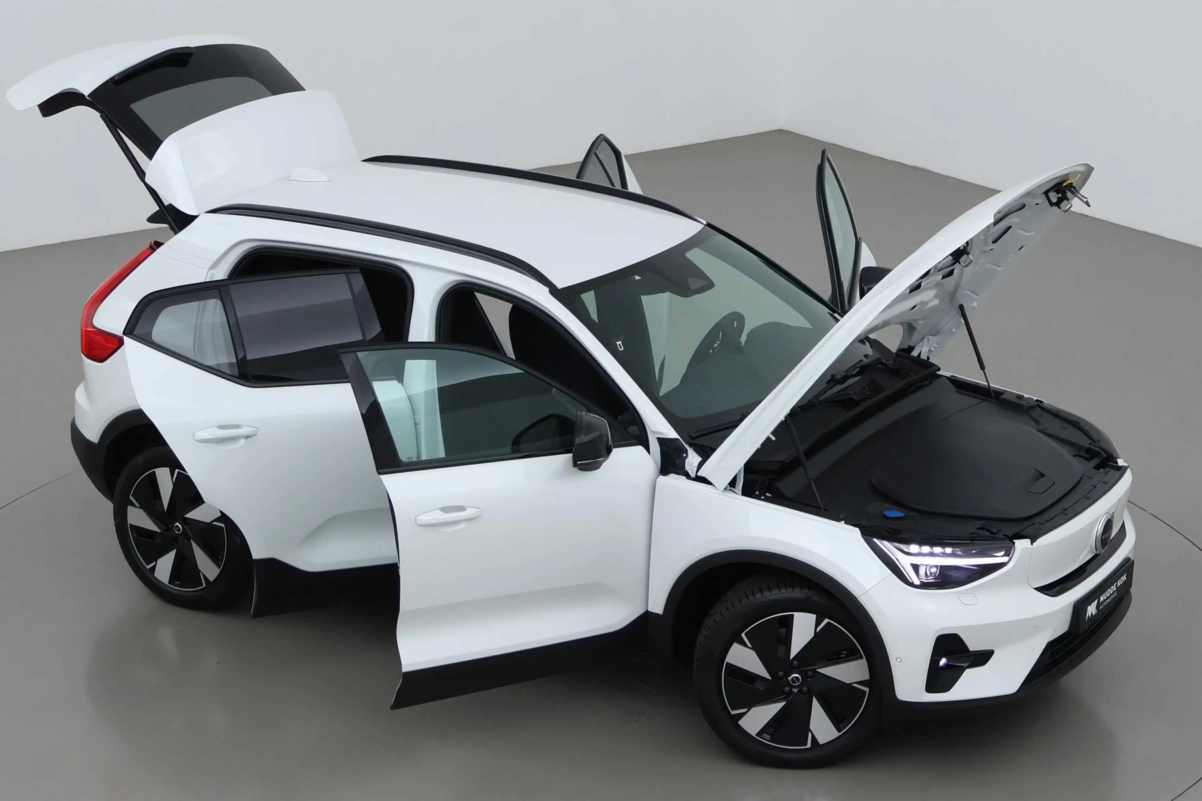 Volvo EX40 Single Motor Extended Range Plus 82 kWh | ACC | Ha — photo 6