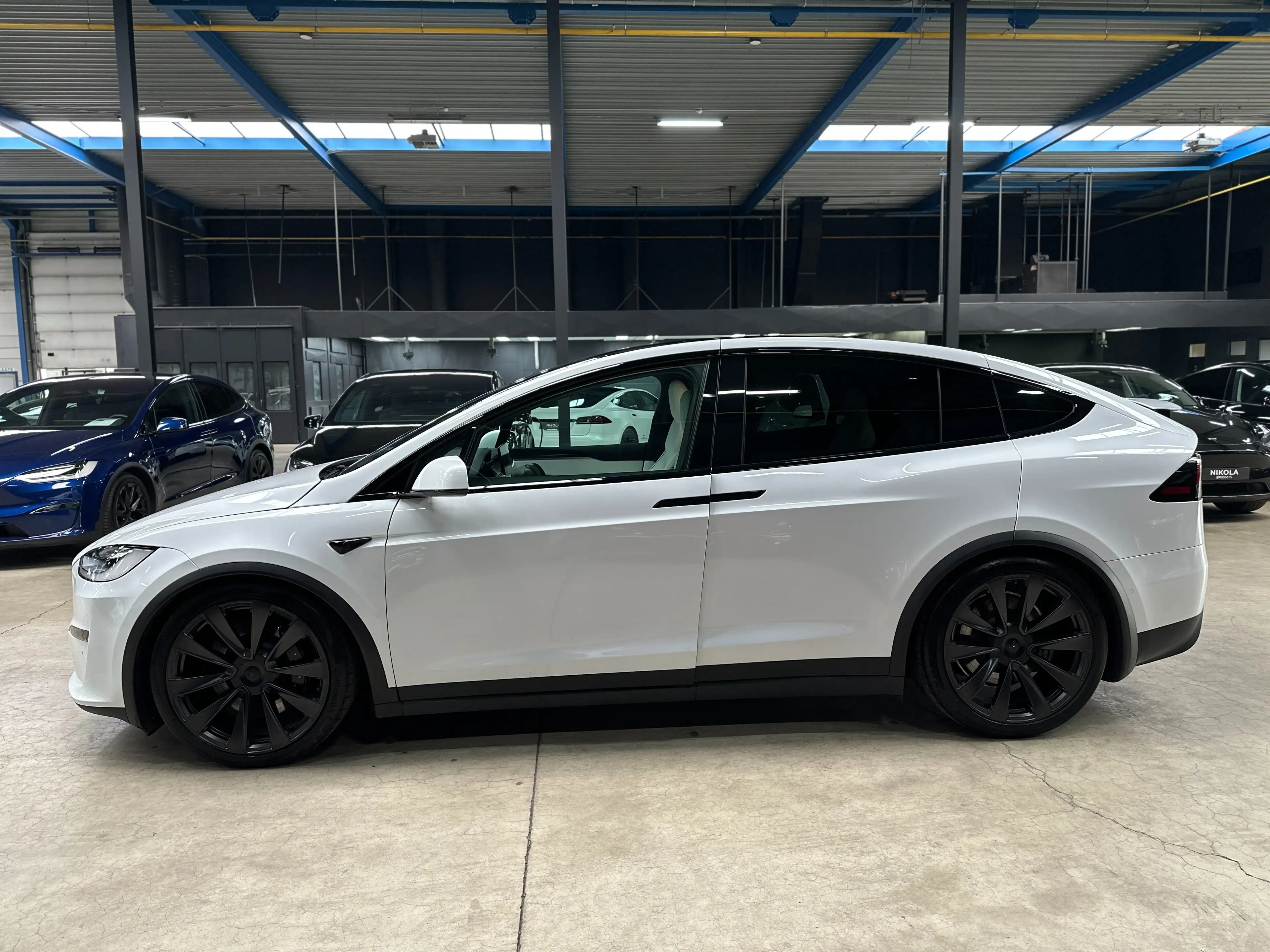 Tesla Model X PLAID - ENHANCED AUTOPILOT - 22" WHEELS — photo 5