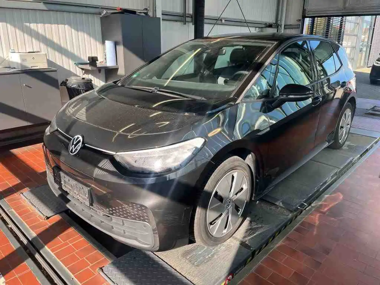 Volkswagen ID.3 Pure Perform. CCS/CarPlay/LED/Navi/PDC Schwarz - 2