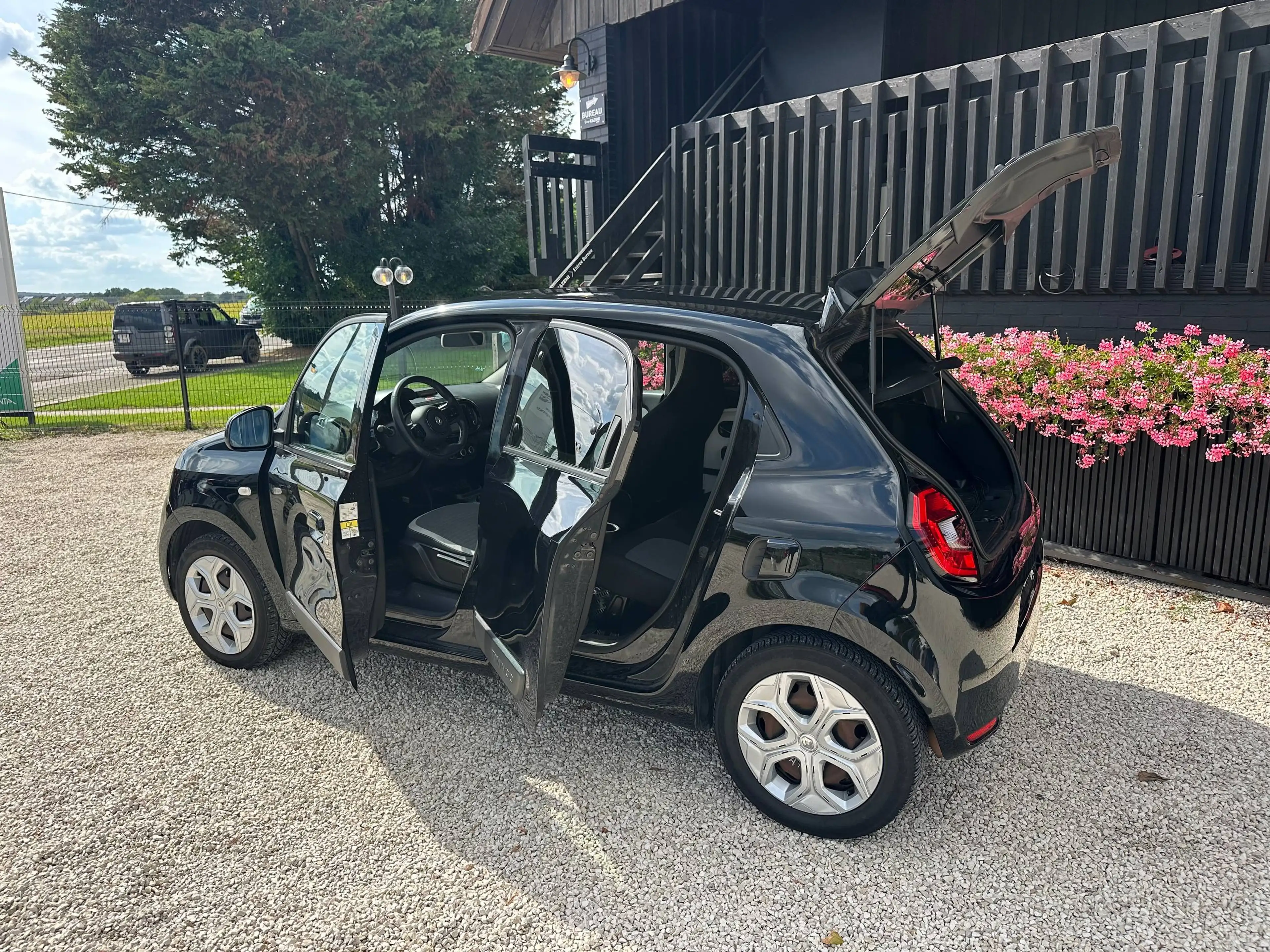 Renault Twingo Twingo 1.0i  * ECRAN - CARPLAY - 110.893 KM  * — photo 8