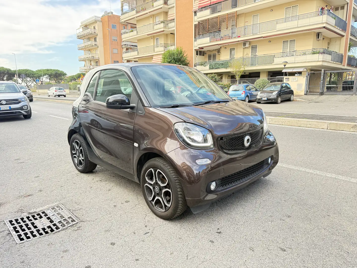 smart forTwo PERFECT TURBO LED NAVI KAMERA PELLE PANORAMA Marrone - 2