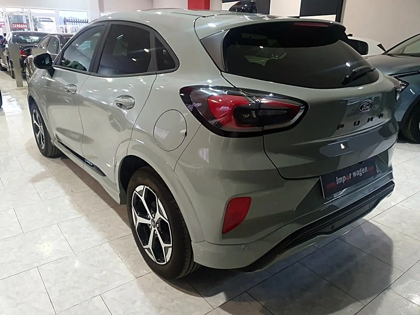 Ford Puma 1.0 EcoBoost MHEV ST-Line X Aut. 125 Gris - 2