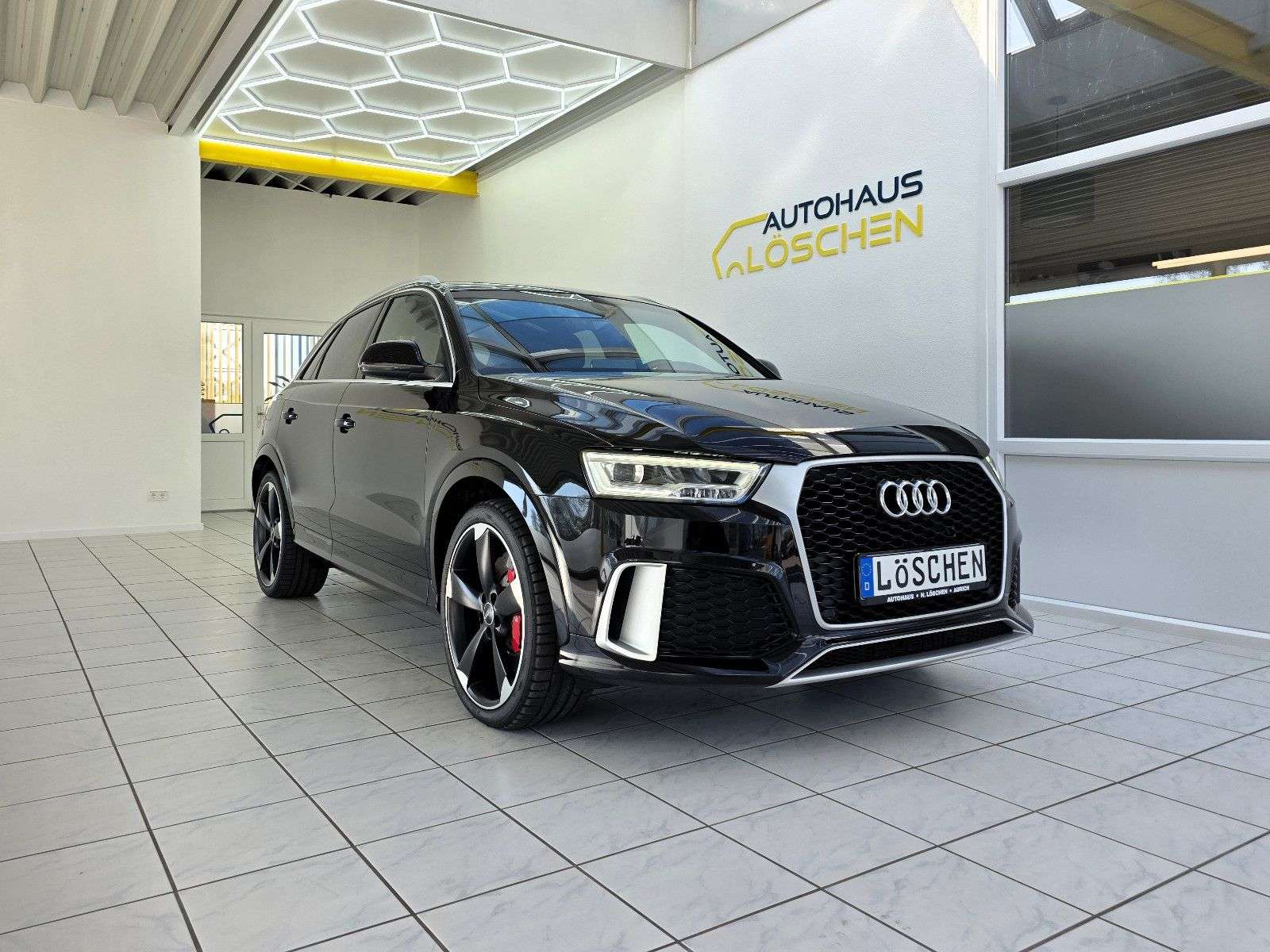 Second hand Audi Rsq3 TFSI