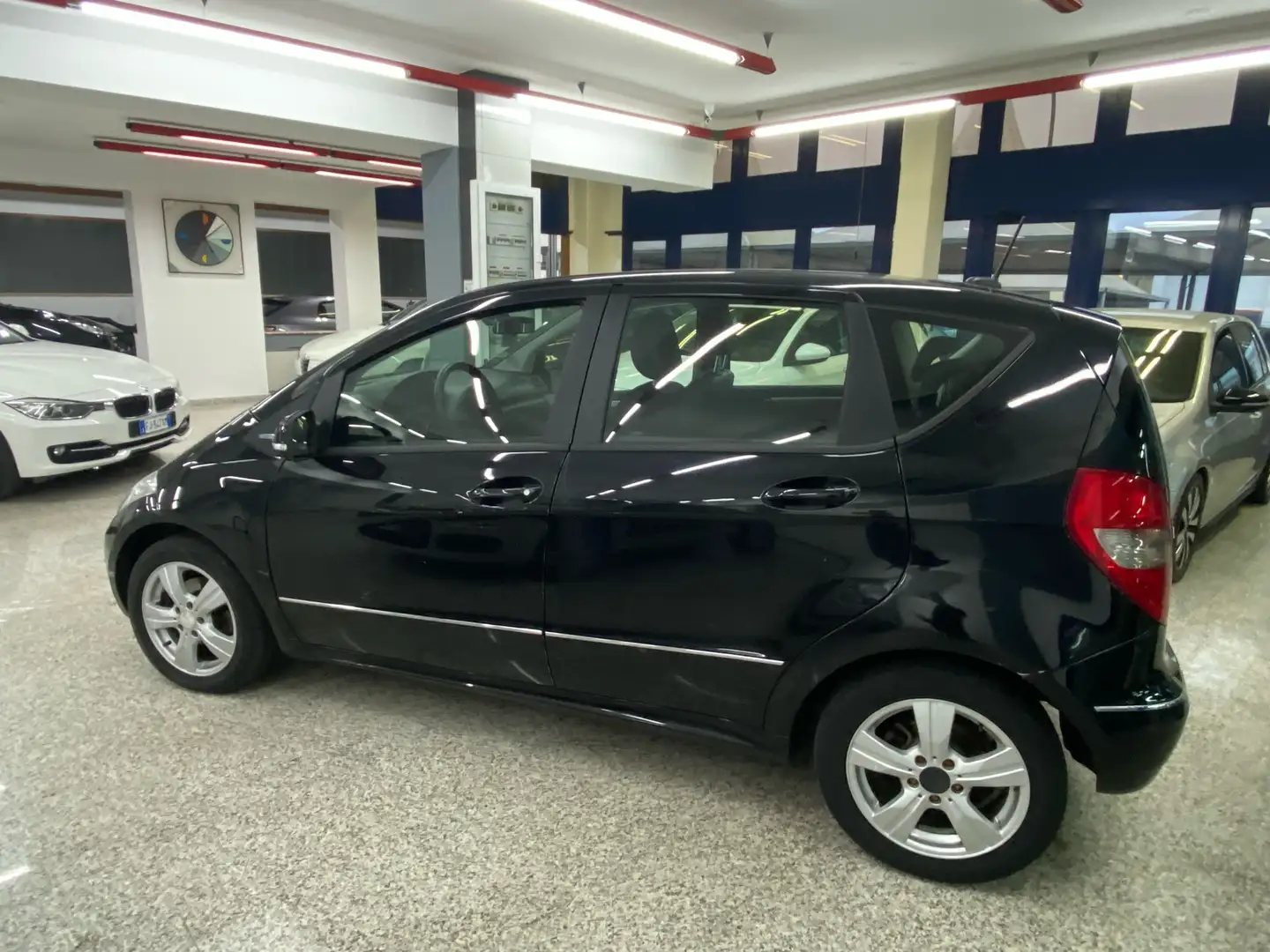 Mercedes-Benz A 150 Elegance Nero - 2