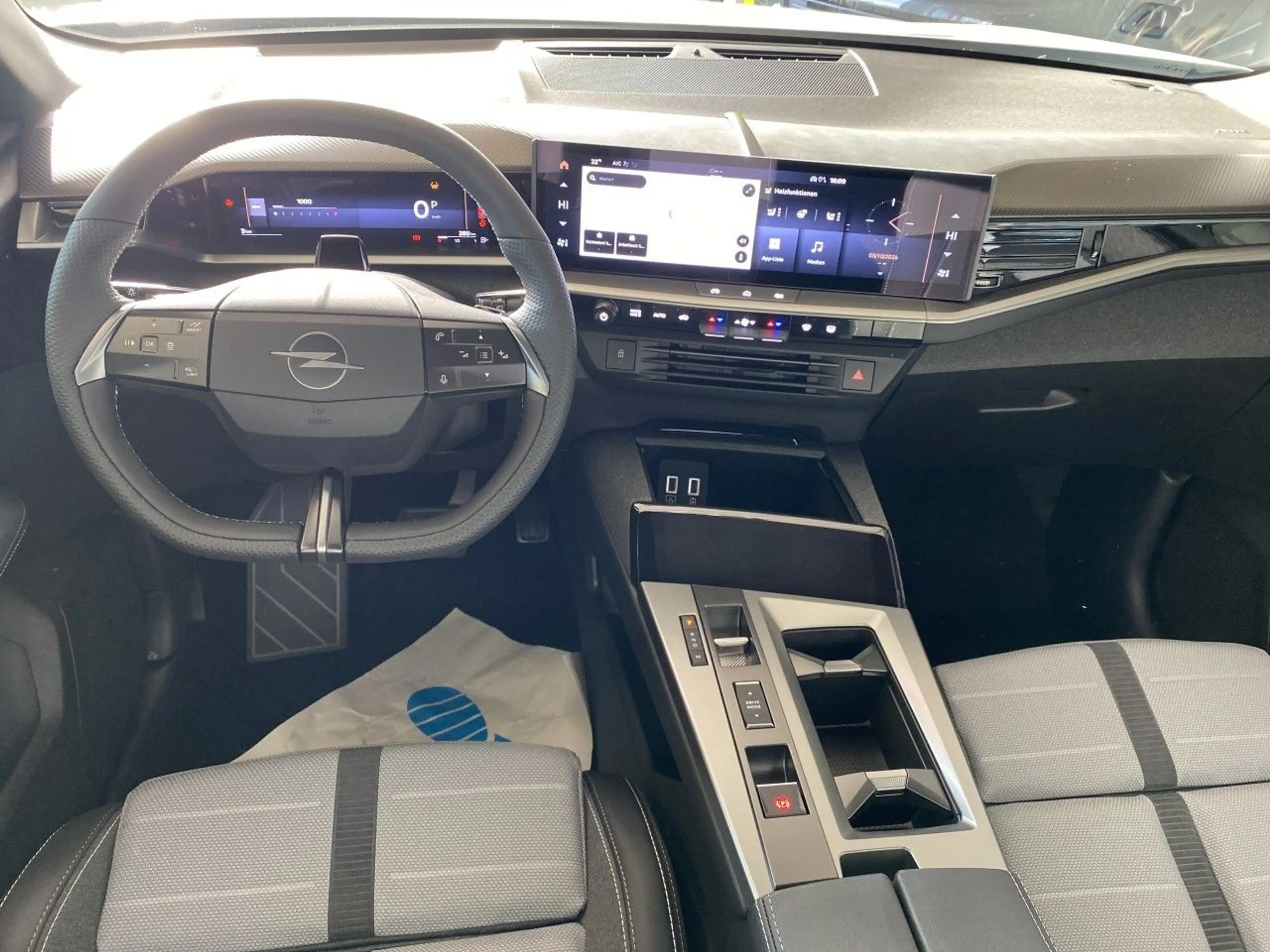 Opel Grandland Hybrid GS, R-Kamera,Sitzh.,AHK,GJR,uvm — photo 8
