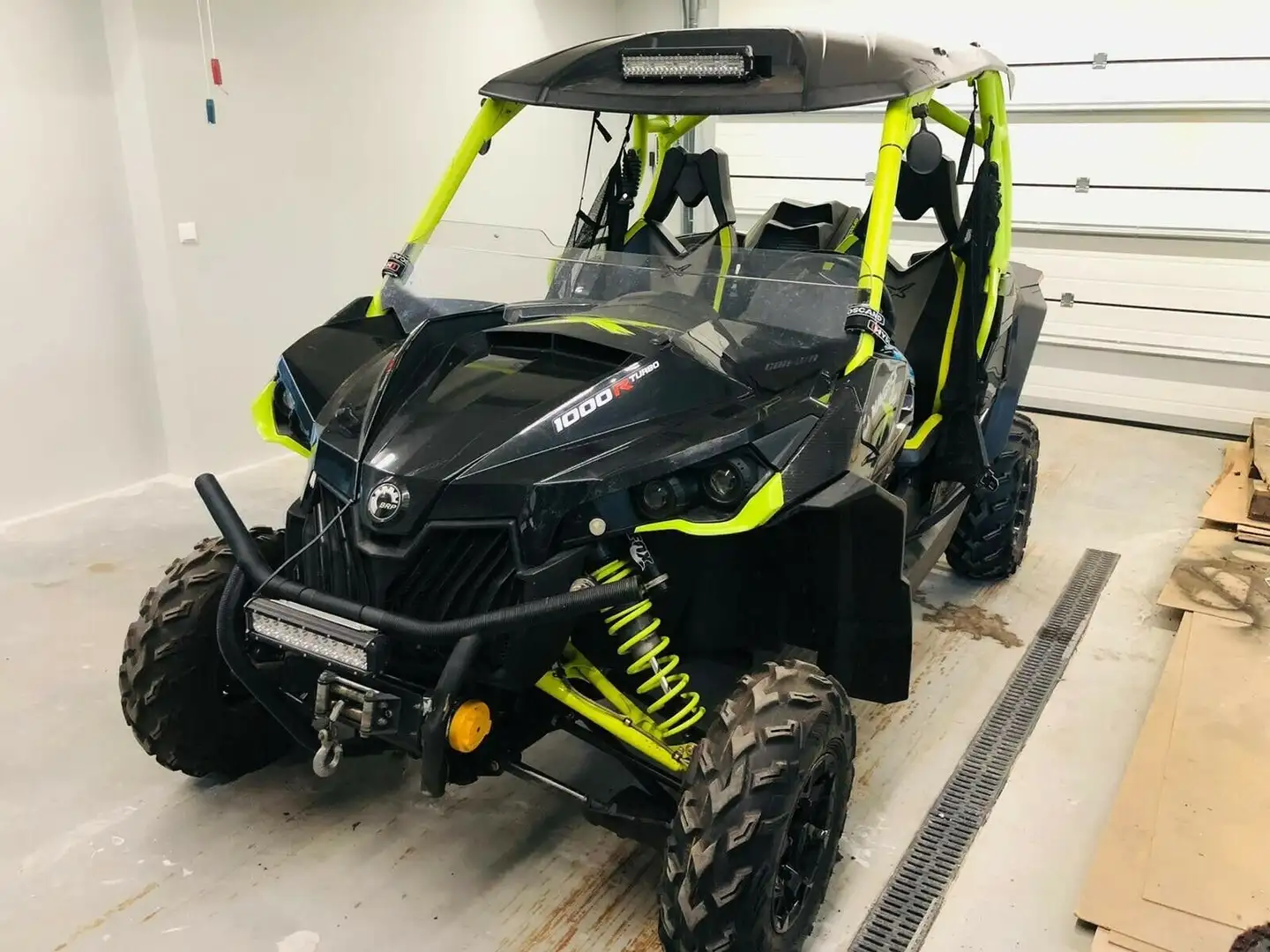 Can-Am Maverick MAVERICK 1000R TURBO 4X4 Negro - 1