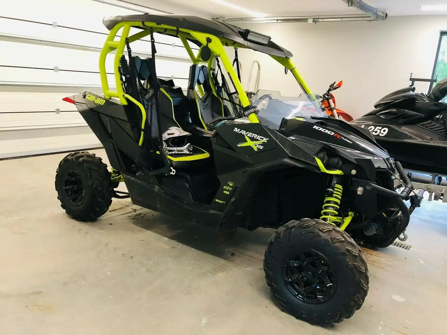 Can-Am Maverick MAVERICK 1000R TURBO 4X4 Negro - 2