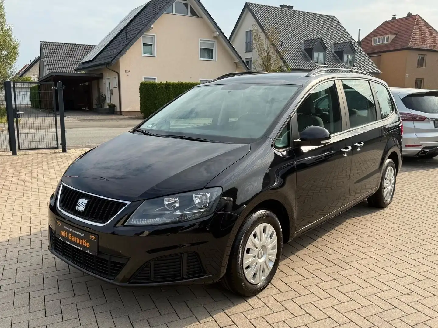 SEAT Alhambra 2.0 TDI Ecomotive Reference-Kamera-AHK Schwarz - 1