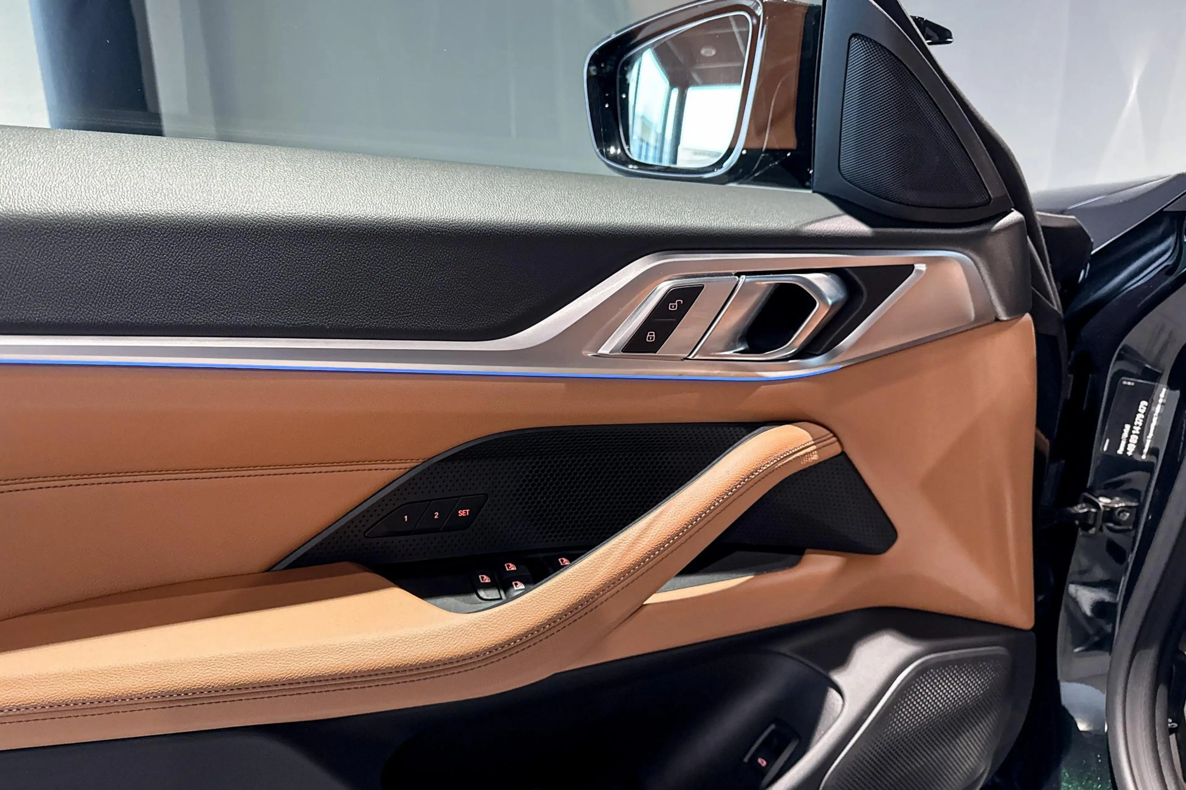 BMW i4 M60 84 kWh | M Sport | Stoelverwarming | Achteruit — photo 9