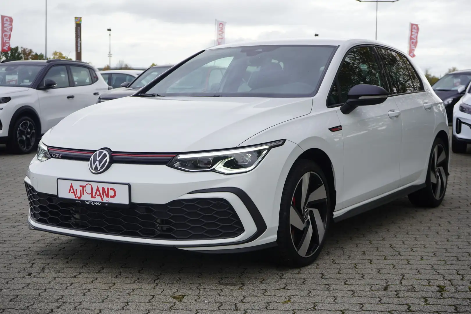 Volkswagen Golf VIII 2.0 GTI DSG LED ACC Navi Kamera Weiß - 2