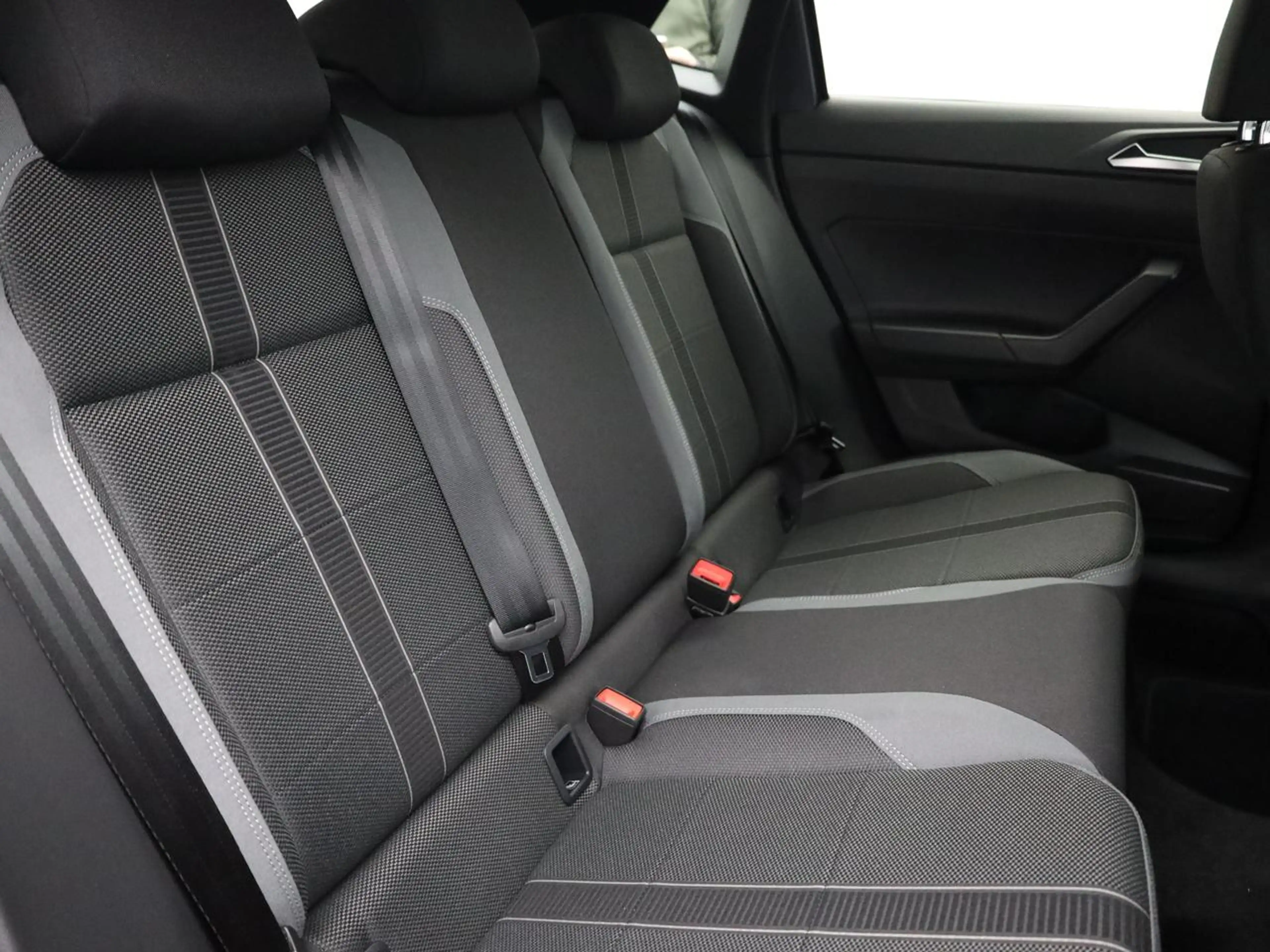 Volkswagen Polo Edition 50 - 1.0 TSI 95 PK DSG AUTOMAAT - IQ - PANO - BLIND SPOT — photo 9