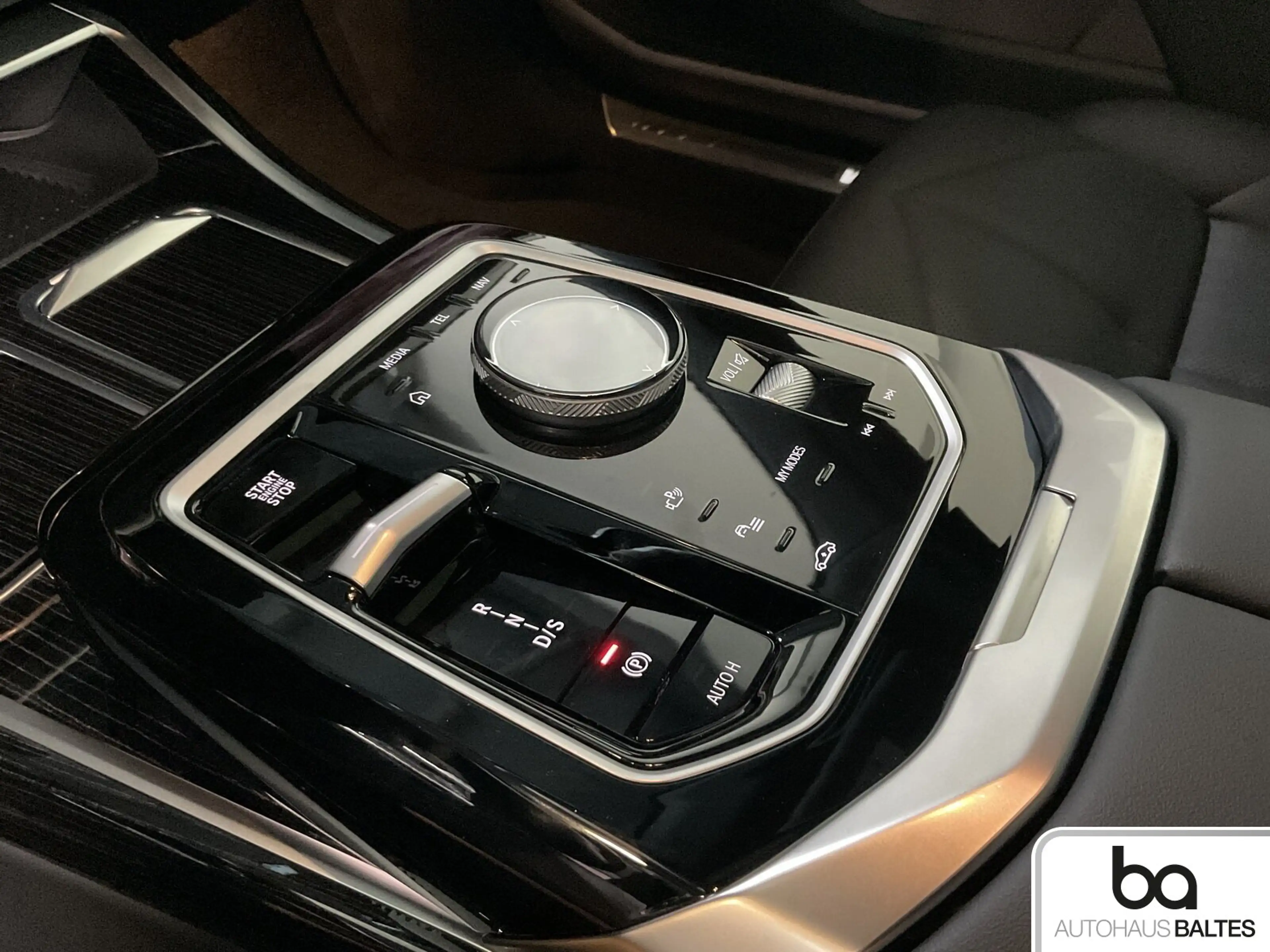 BMW 740 740d xDrive M Sport Pro 21"/Luft/B&W/360*/Soft/AHK — photo 10