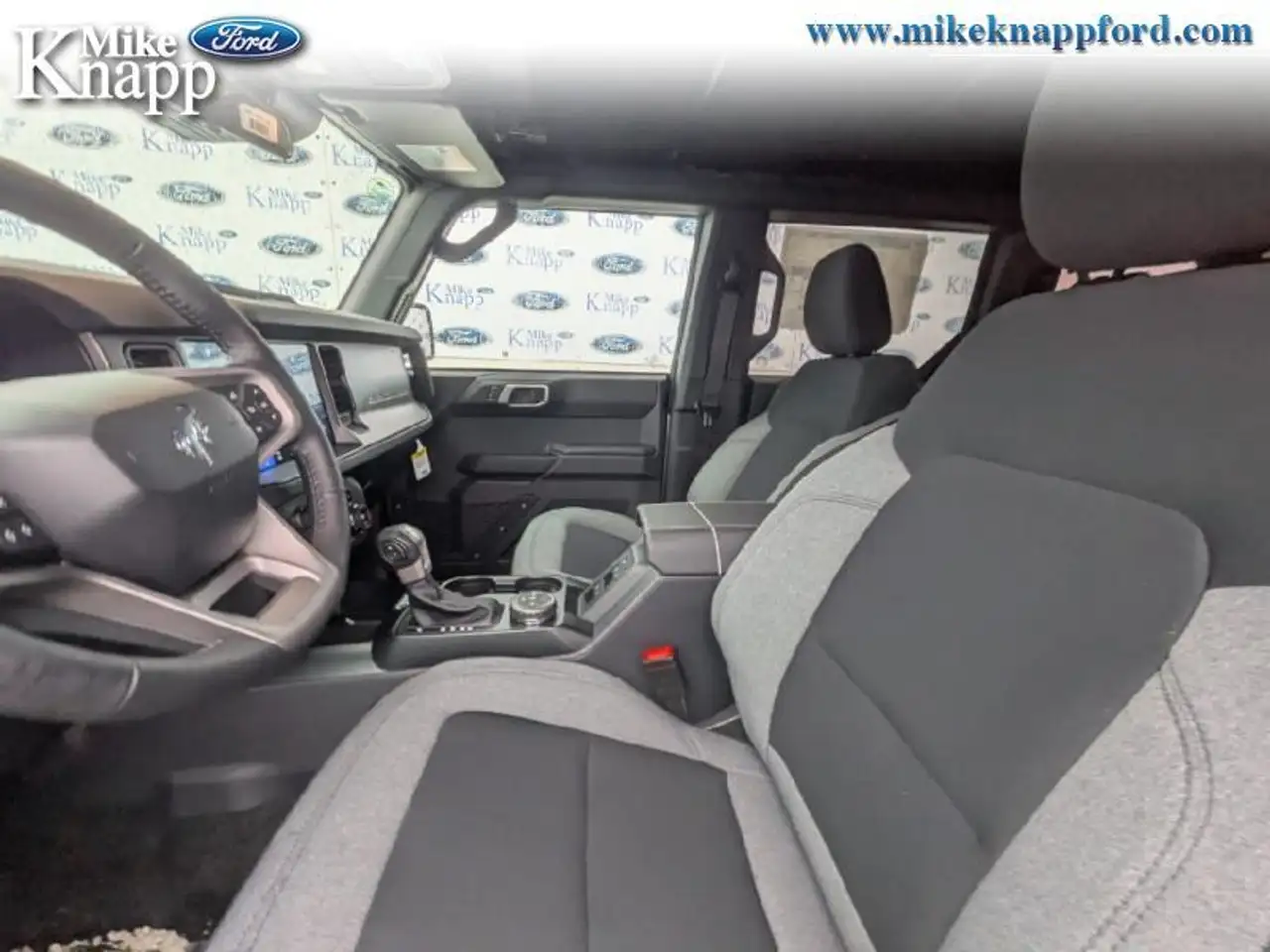 Ford Bronco снимка Ford Bronco