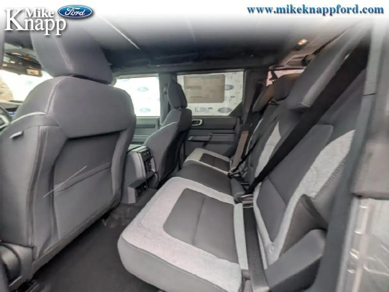 Ford Bronco снимка Ford Bronco