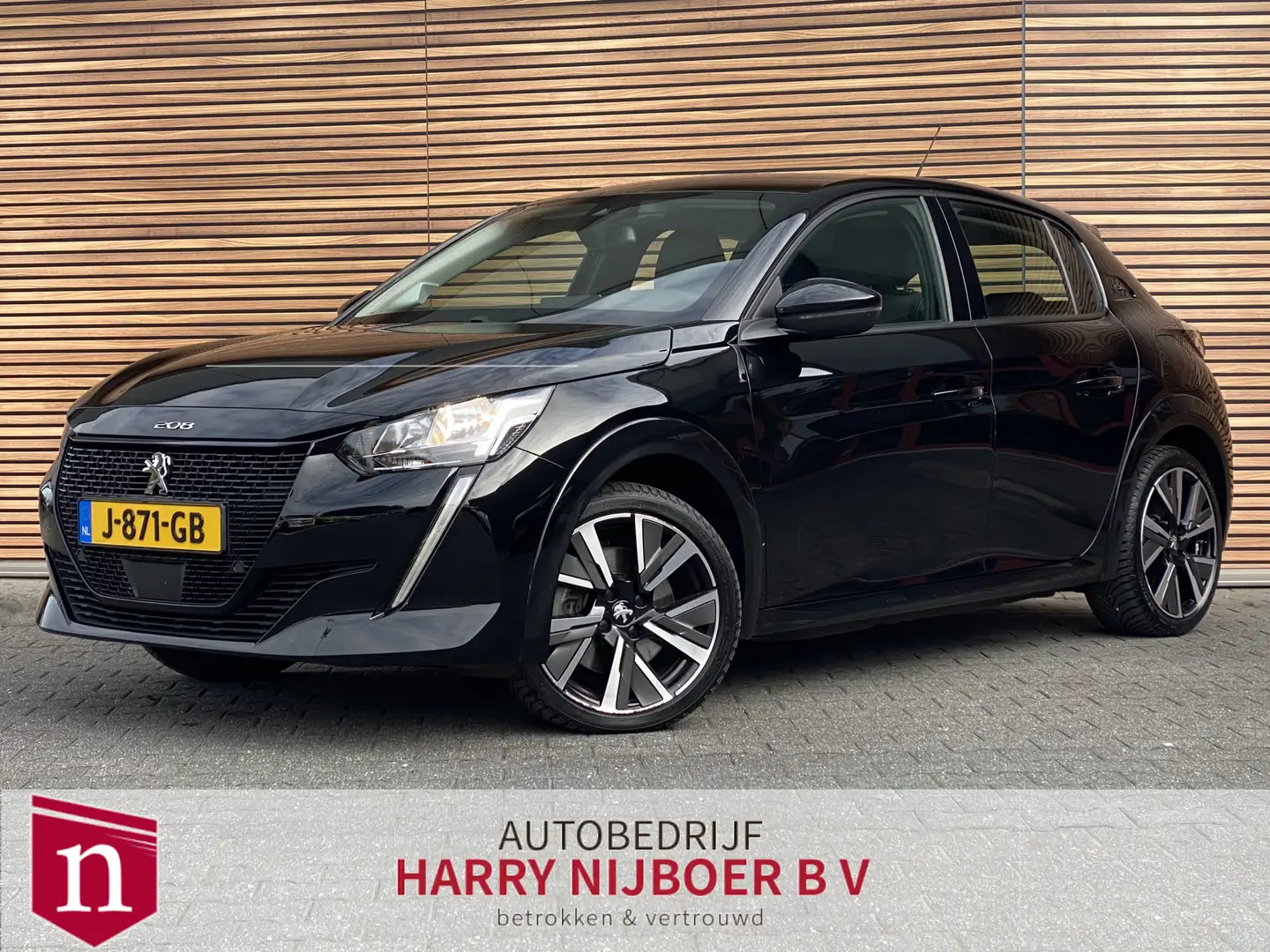 Peugeot e-208 EV Allure 50 kWh Parkeerhulp / Carplay / Lm-velgen Zwart - 1