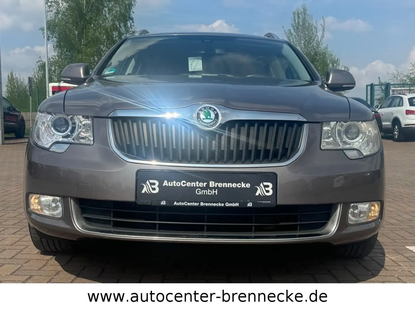 Skoda Superb 1.8 Combi Ambition Beige - 2